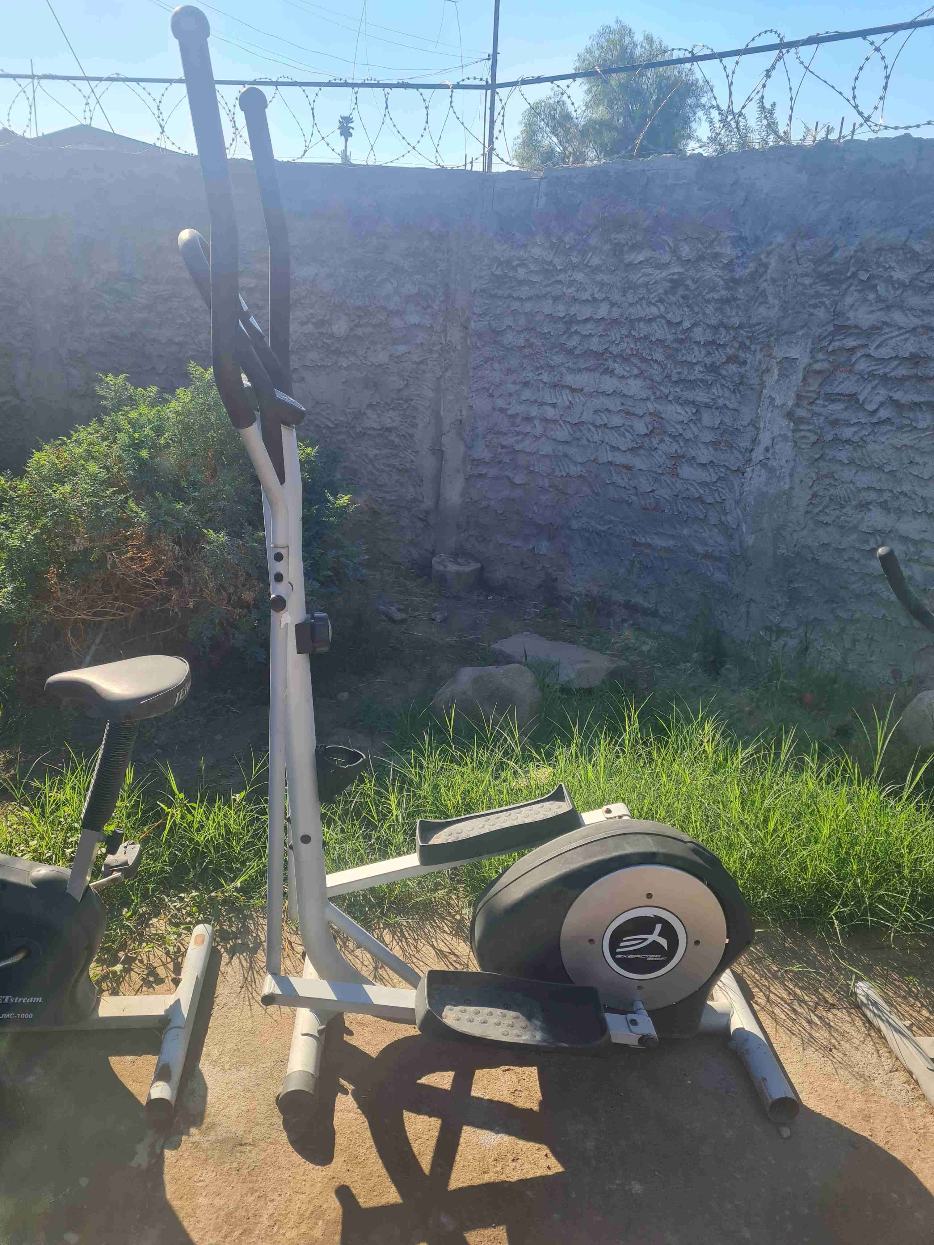 Bicicleta estática Air Fit negra - miniatura 2