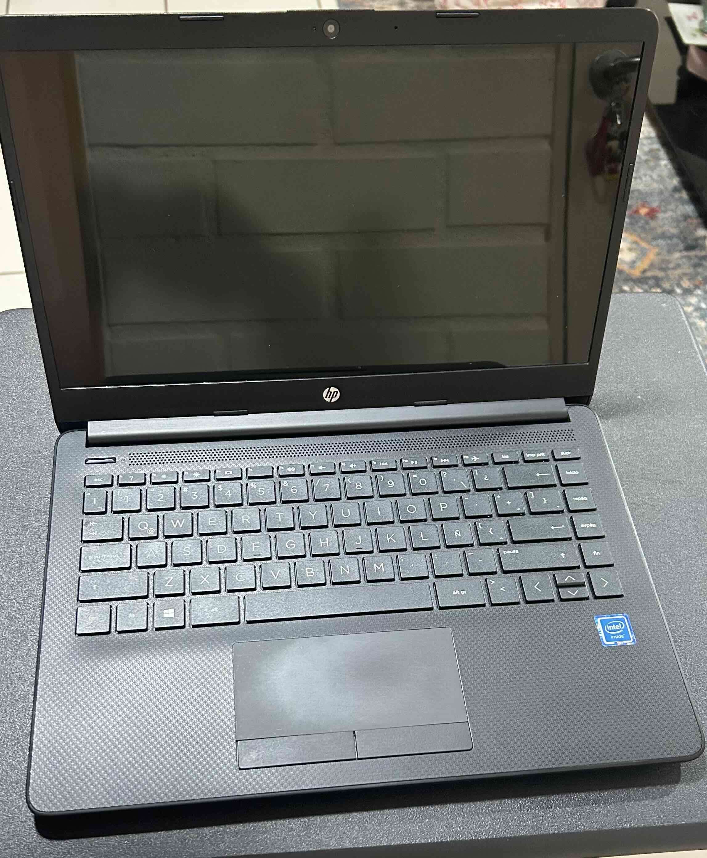 Laptop HP 14 pulgadas - miniatura 2