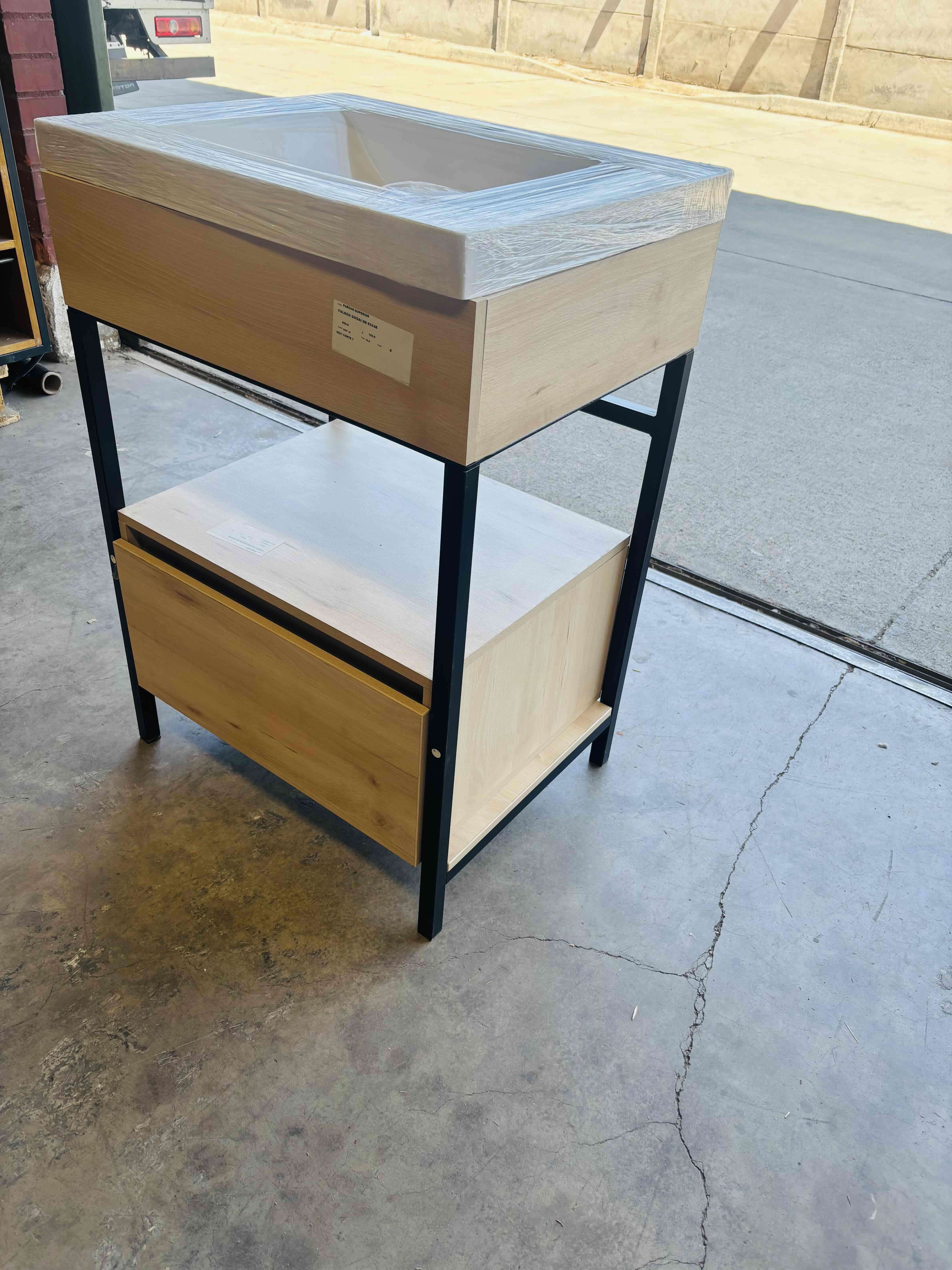 Vanitorio baño con lavamanos - miniatura 5