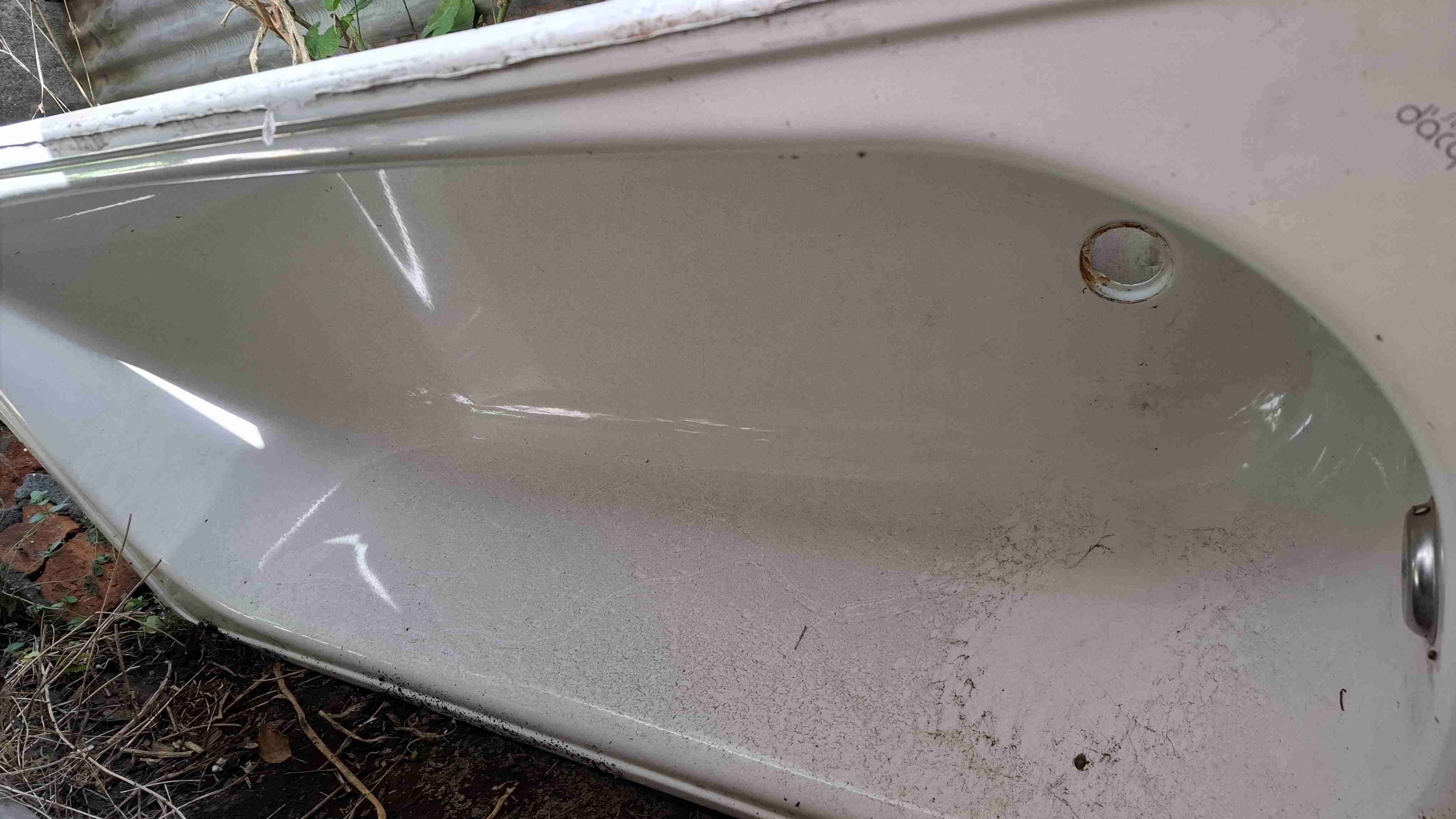 Tina de baño metálica usada - miniatura 2