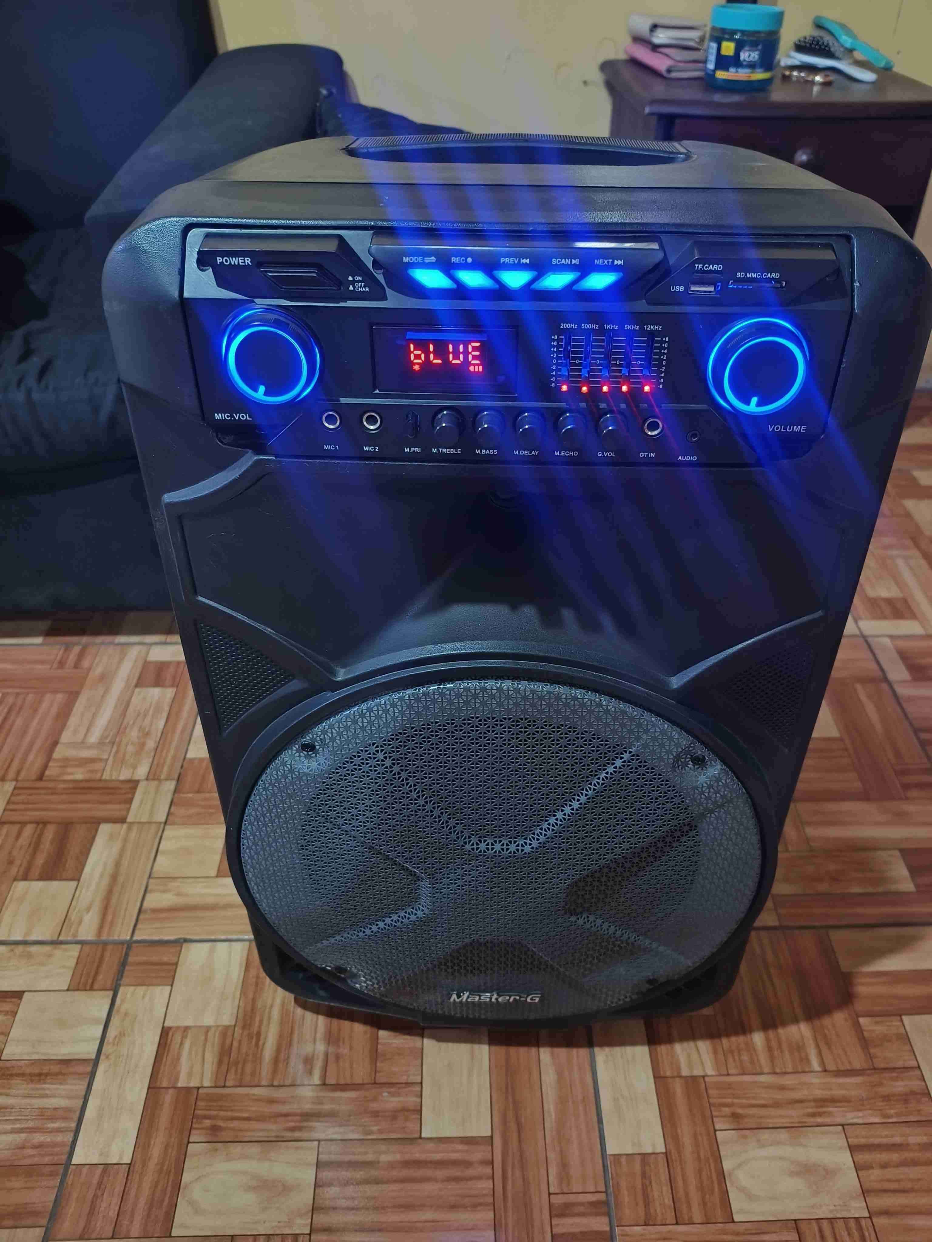 Parlante Bluetooth con luces LED - miniatura 1