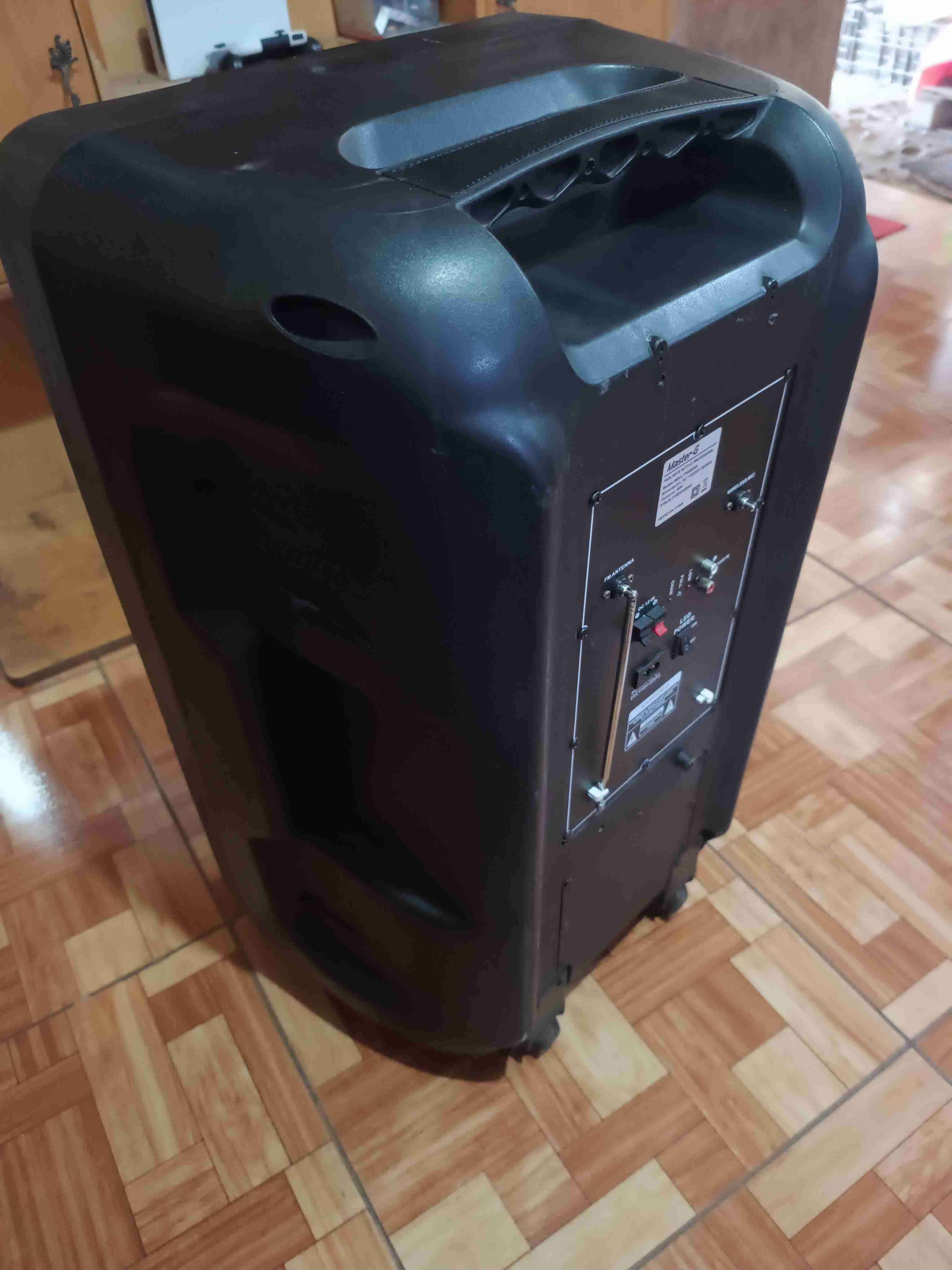 Parlante Bluetooth con luces LED - miniatura 3