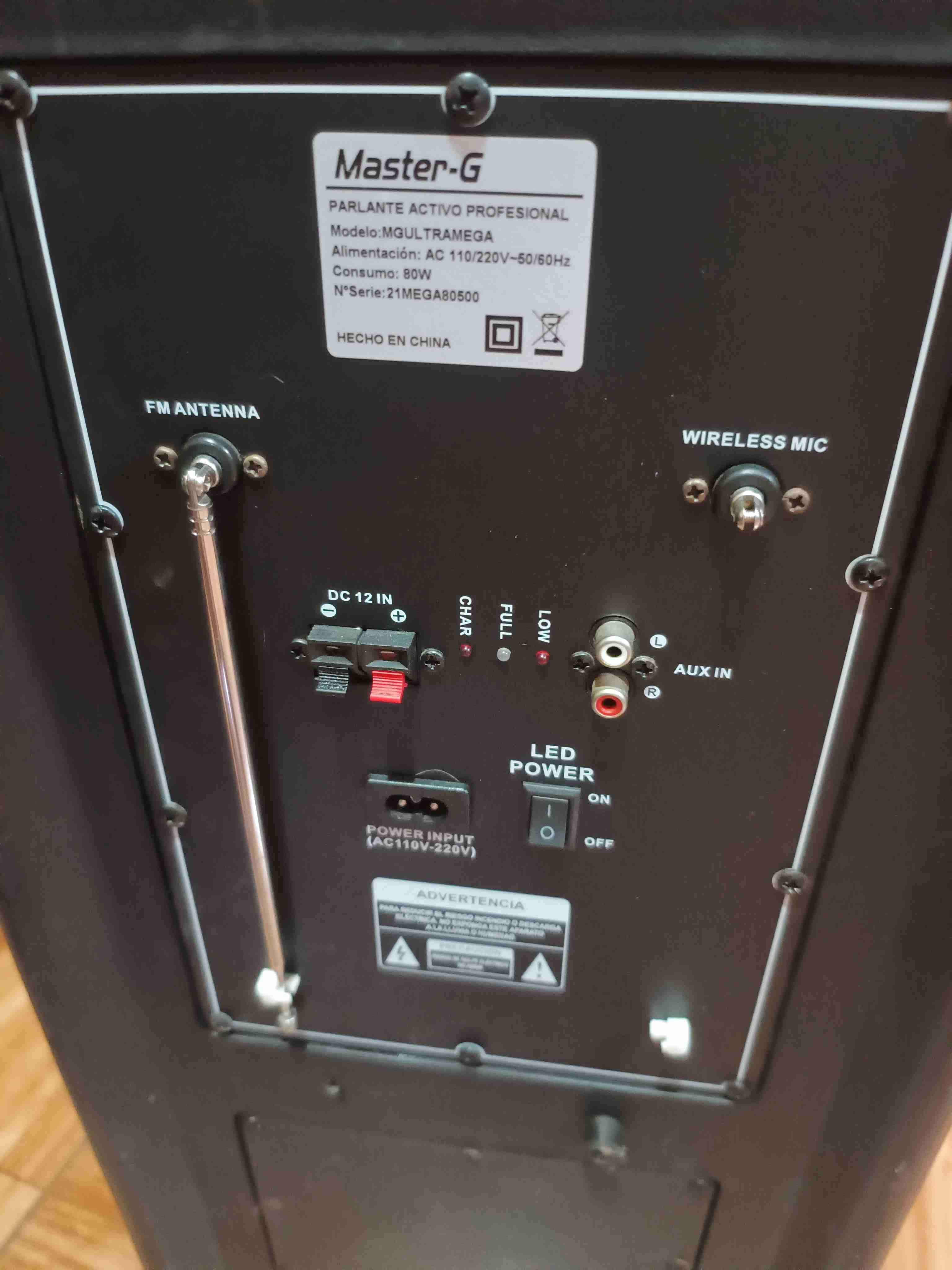 Parlante Bluetooth con luces LED - miniatura 5