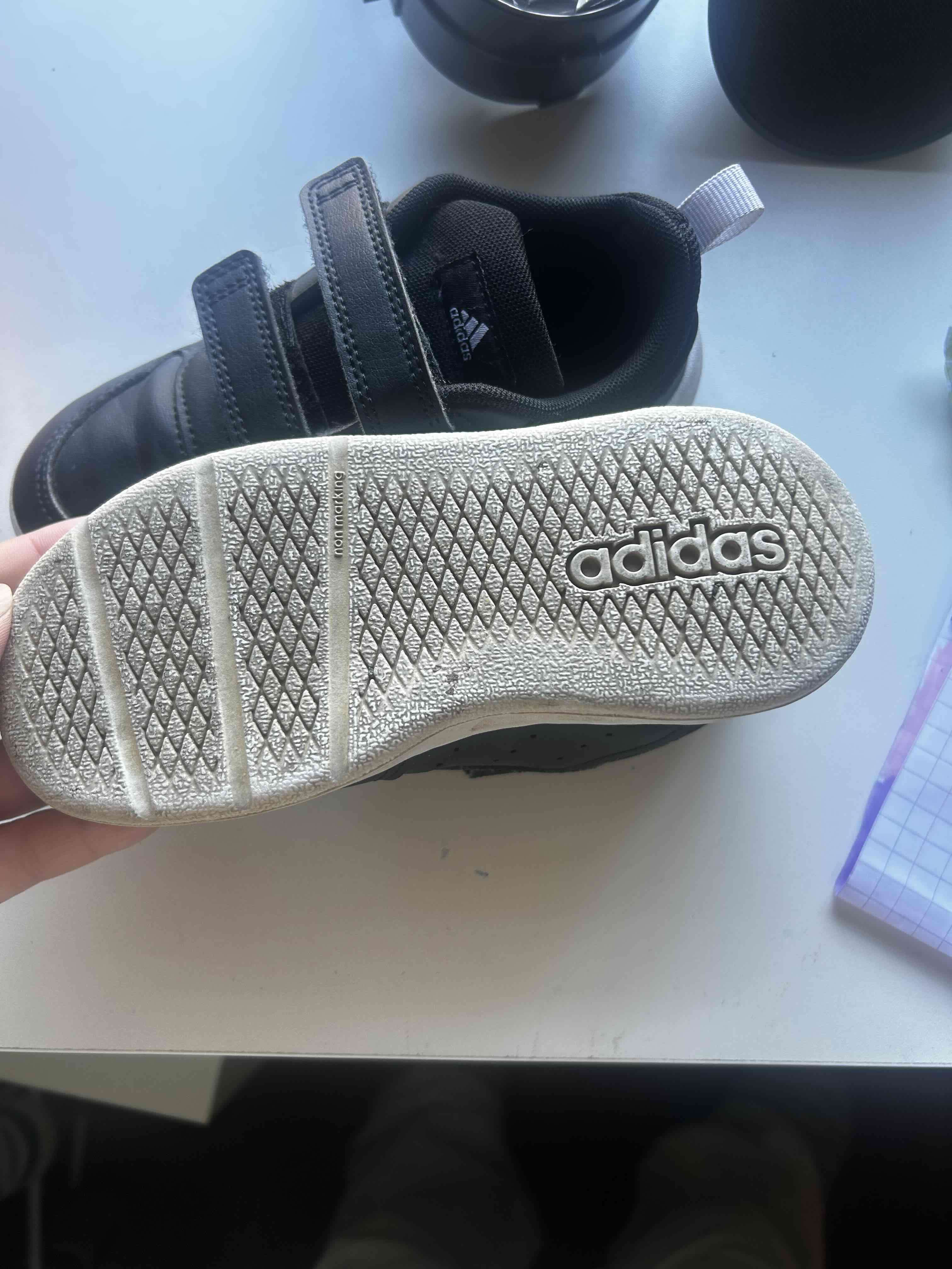 Zapatillas negras Adidas niño - miniatura 3