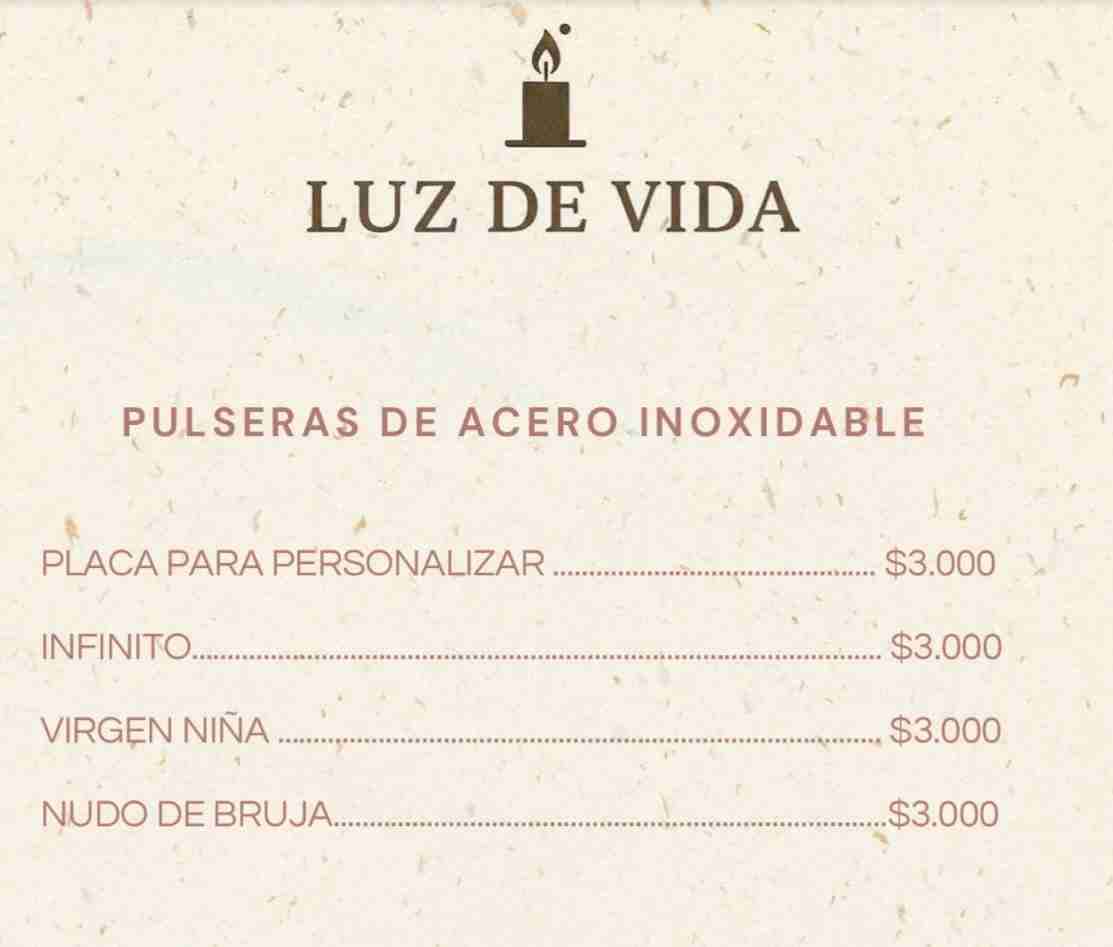 Pulseras rojas con dijes - miniatura 4