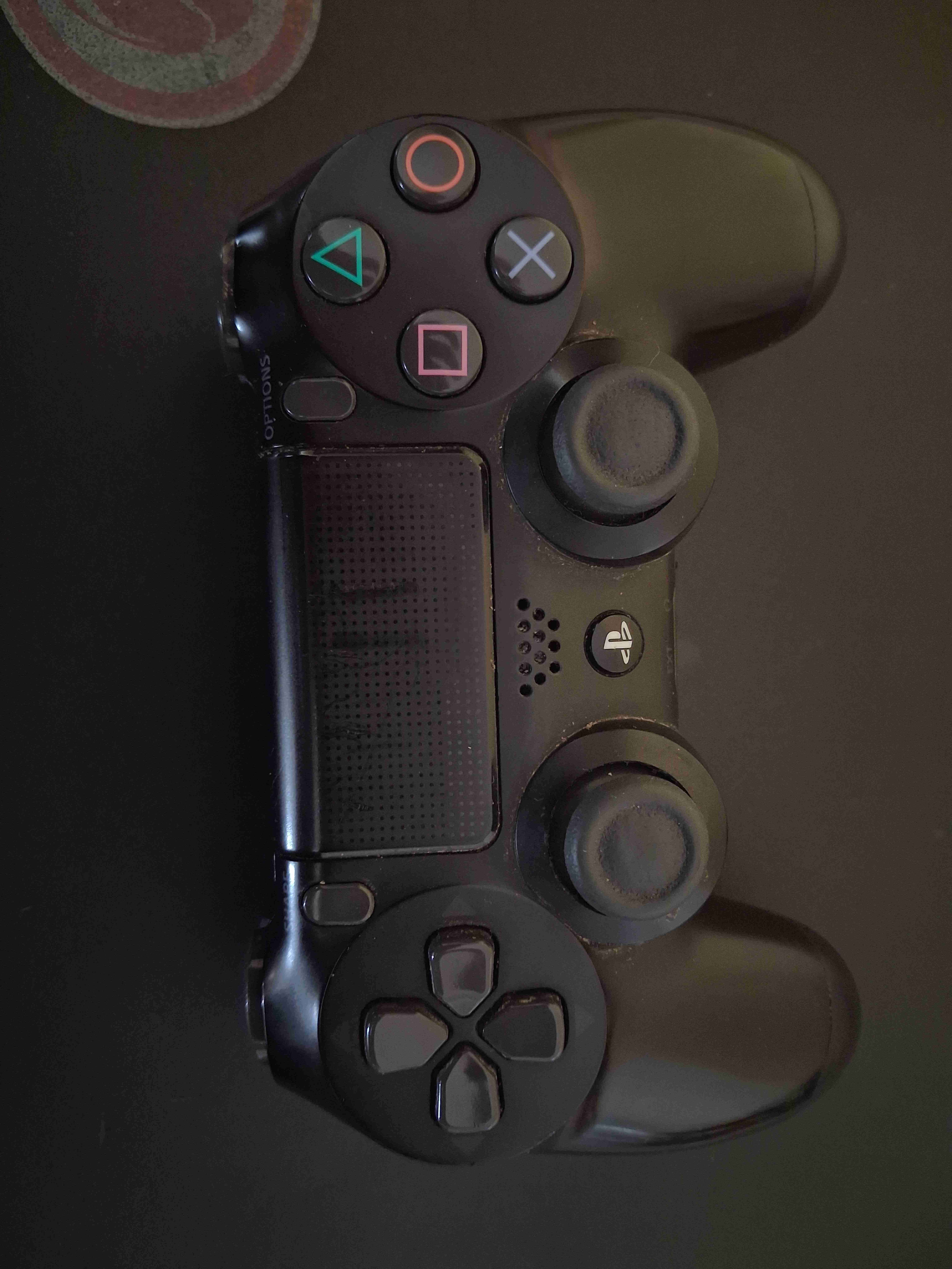 PS4 Slim 1TB con control - miniatura 3