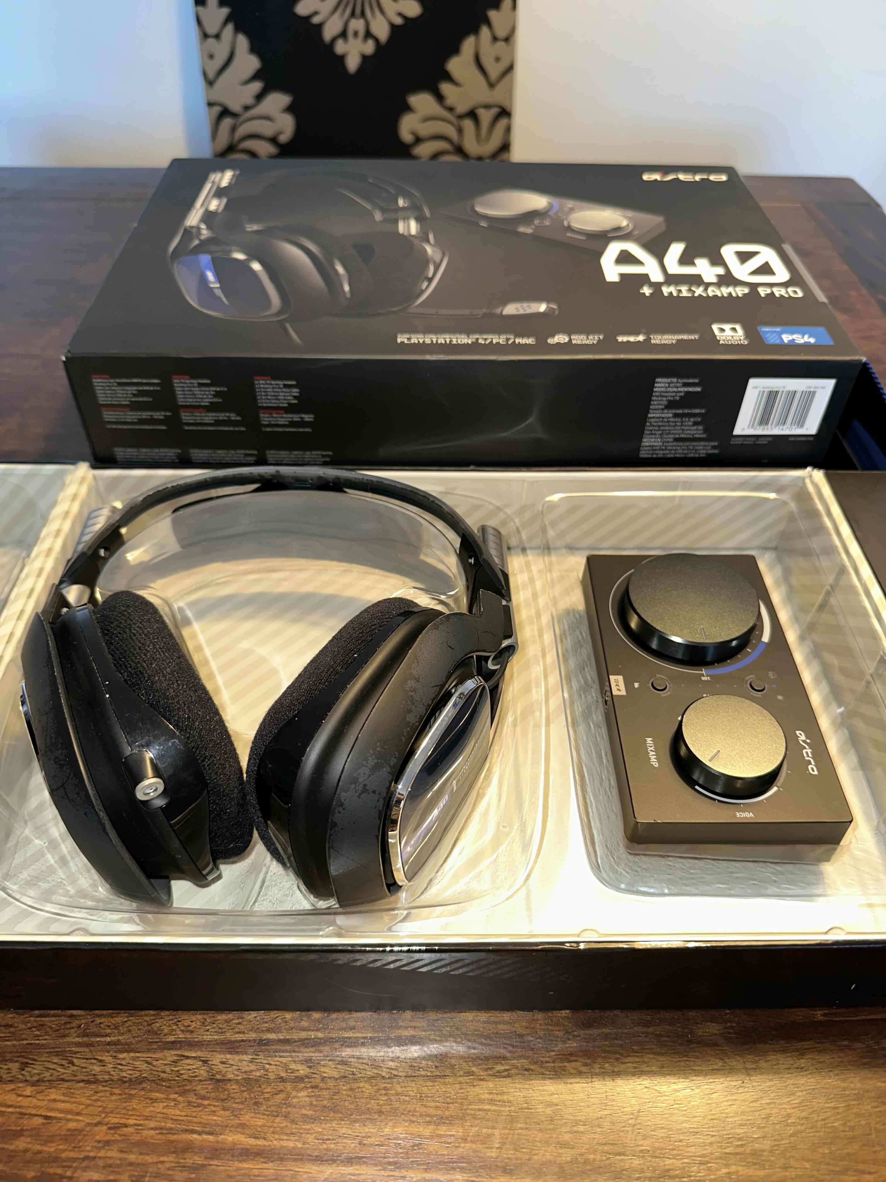 Astro A40 TR PS4 PC + MixAmp Pro Excelente - miniatura 1
