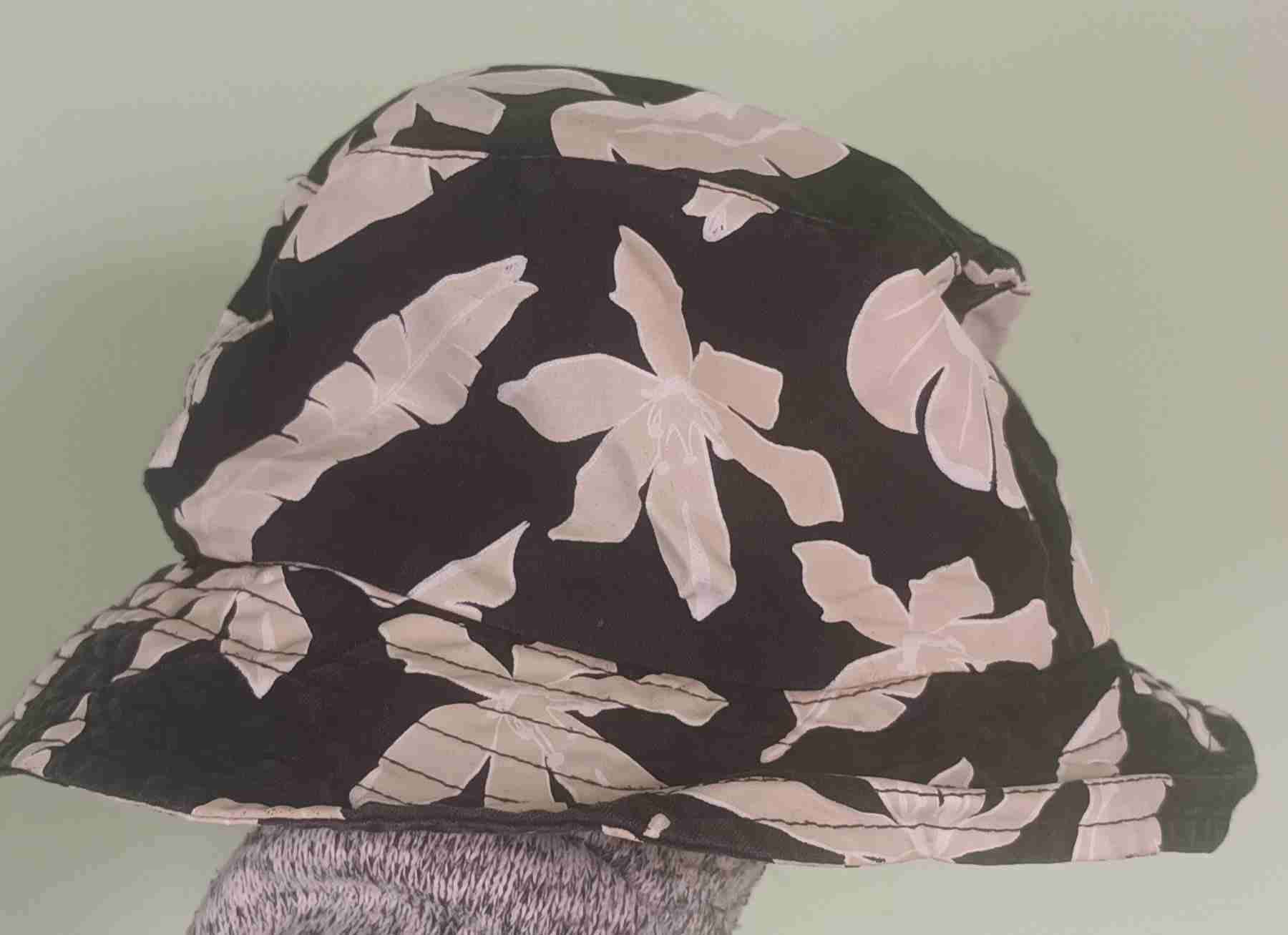 Sombrero tipo pescador hojas blancas - miniatura 4