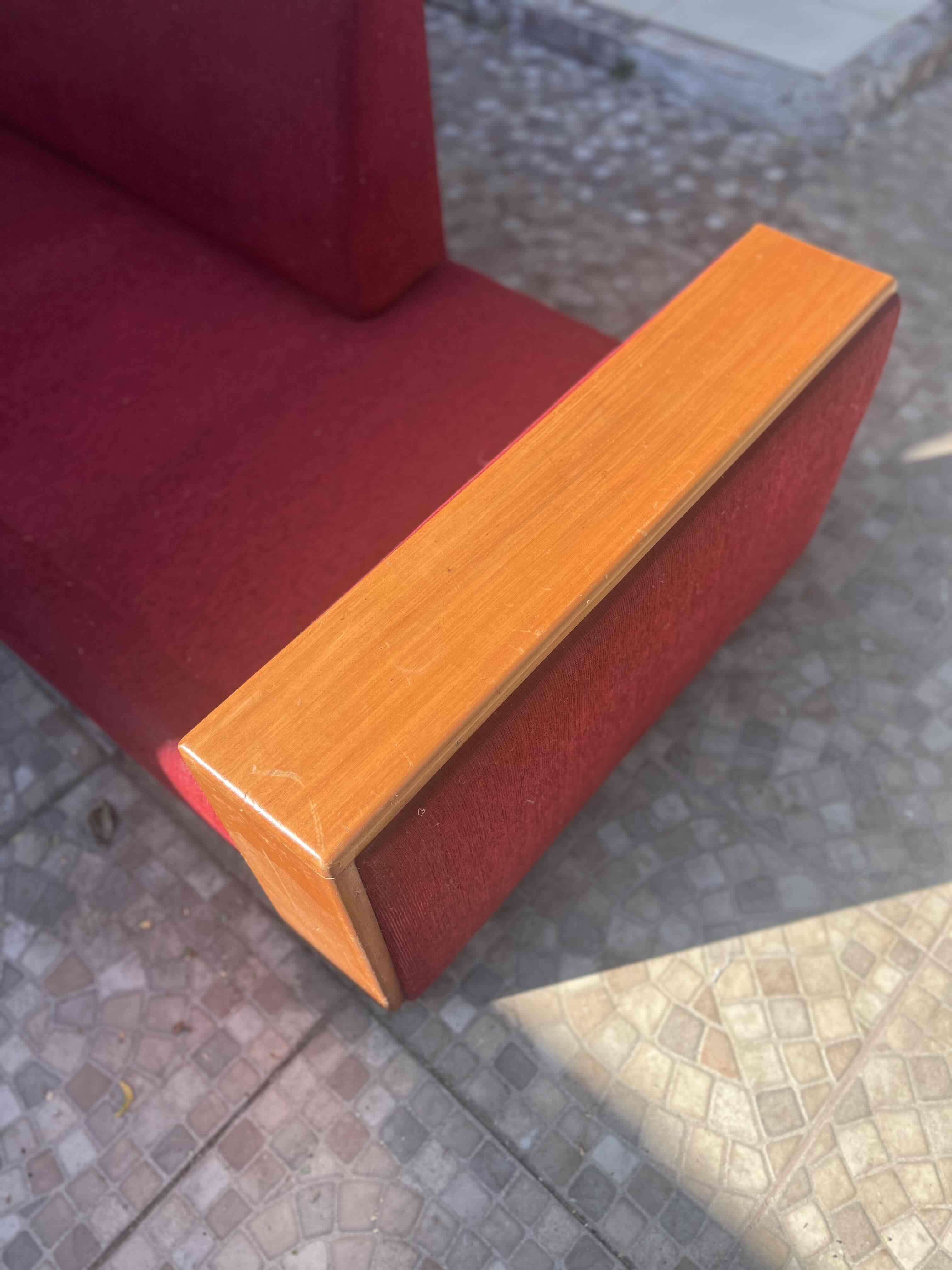 Sofá esquinero rojo vino - miniatura 4