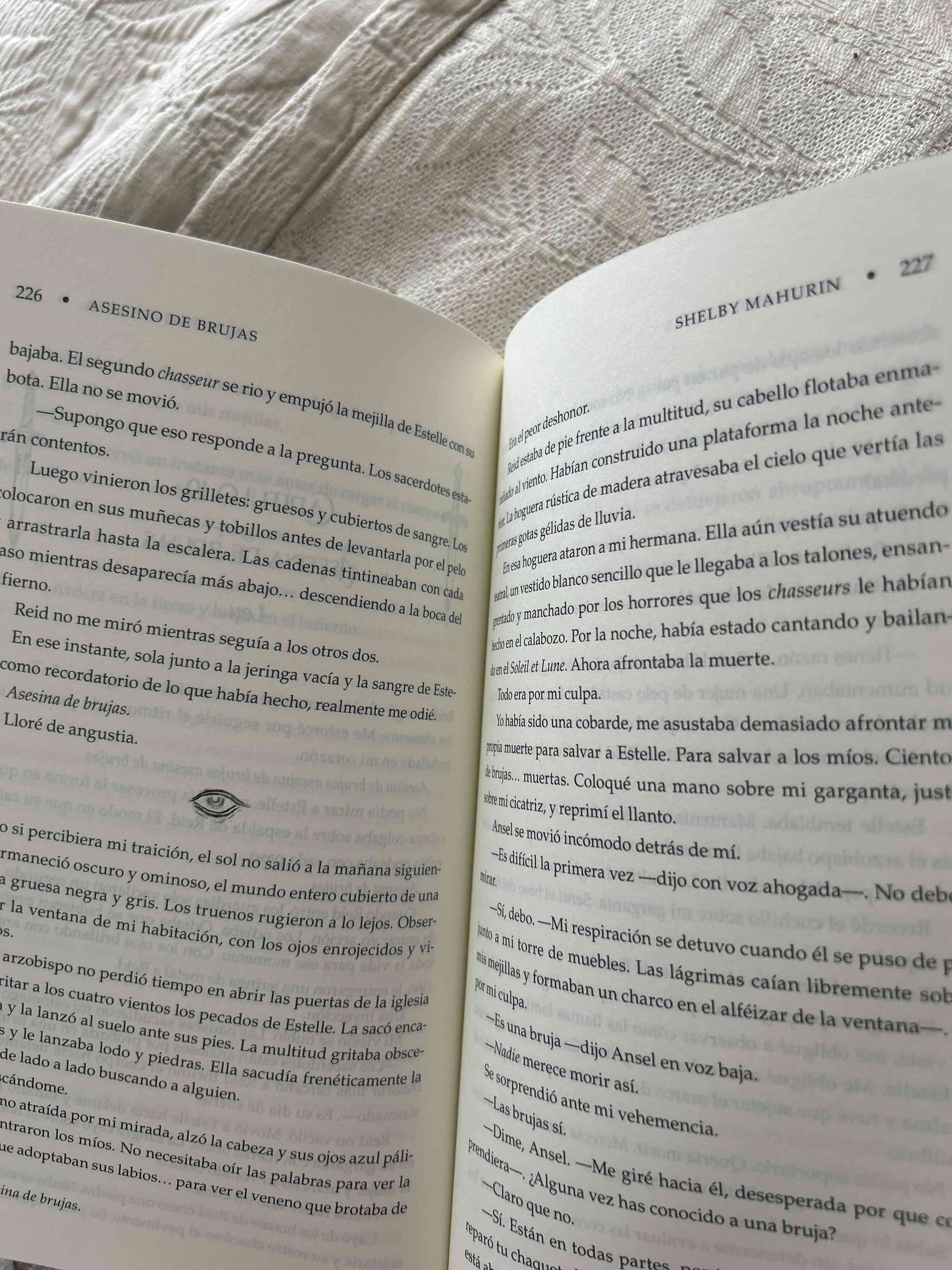 Libro Asesino de Brujas - miniatura 3