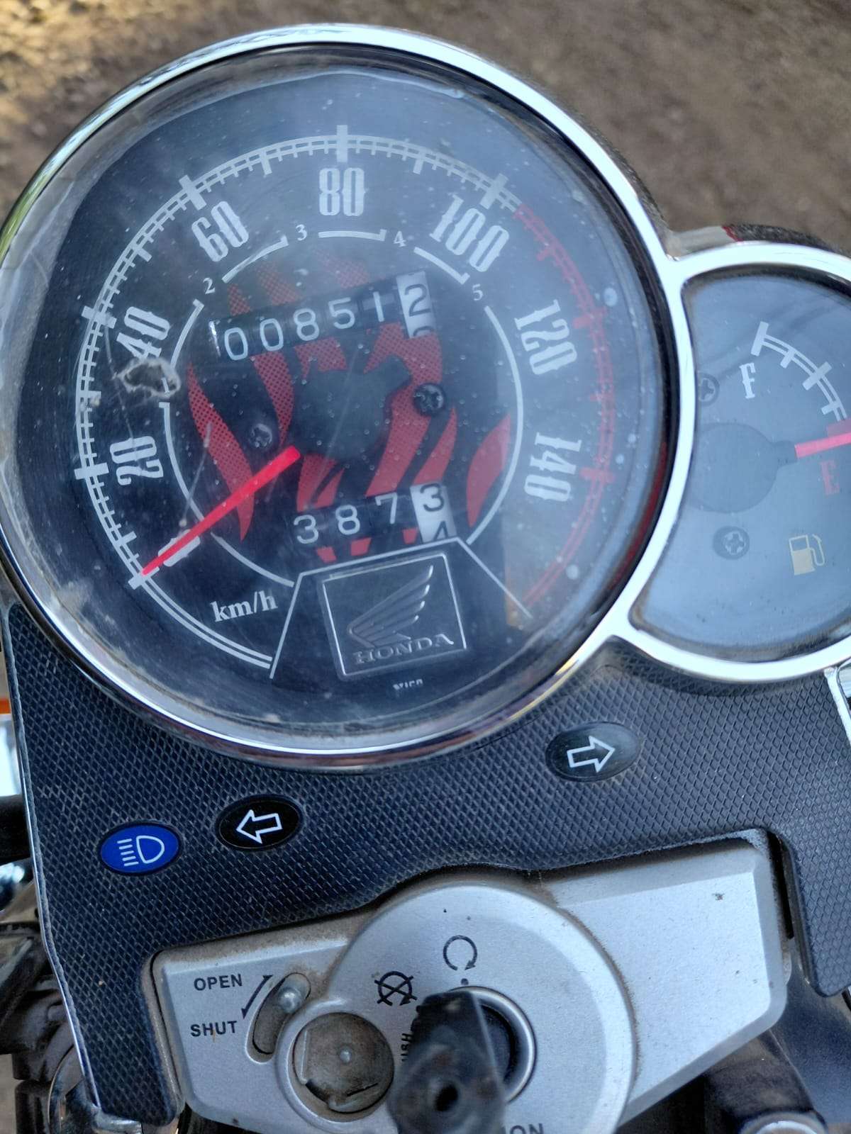 Moto honda shadow - miniatura 2