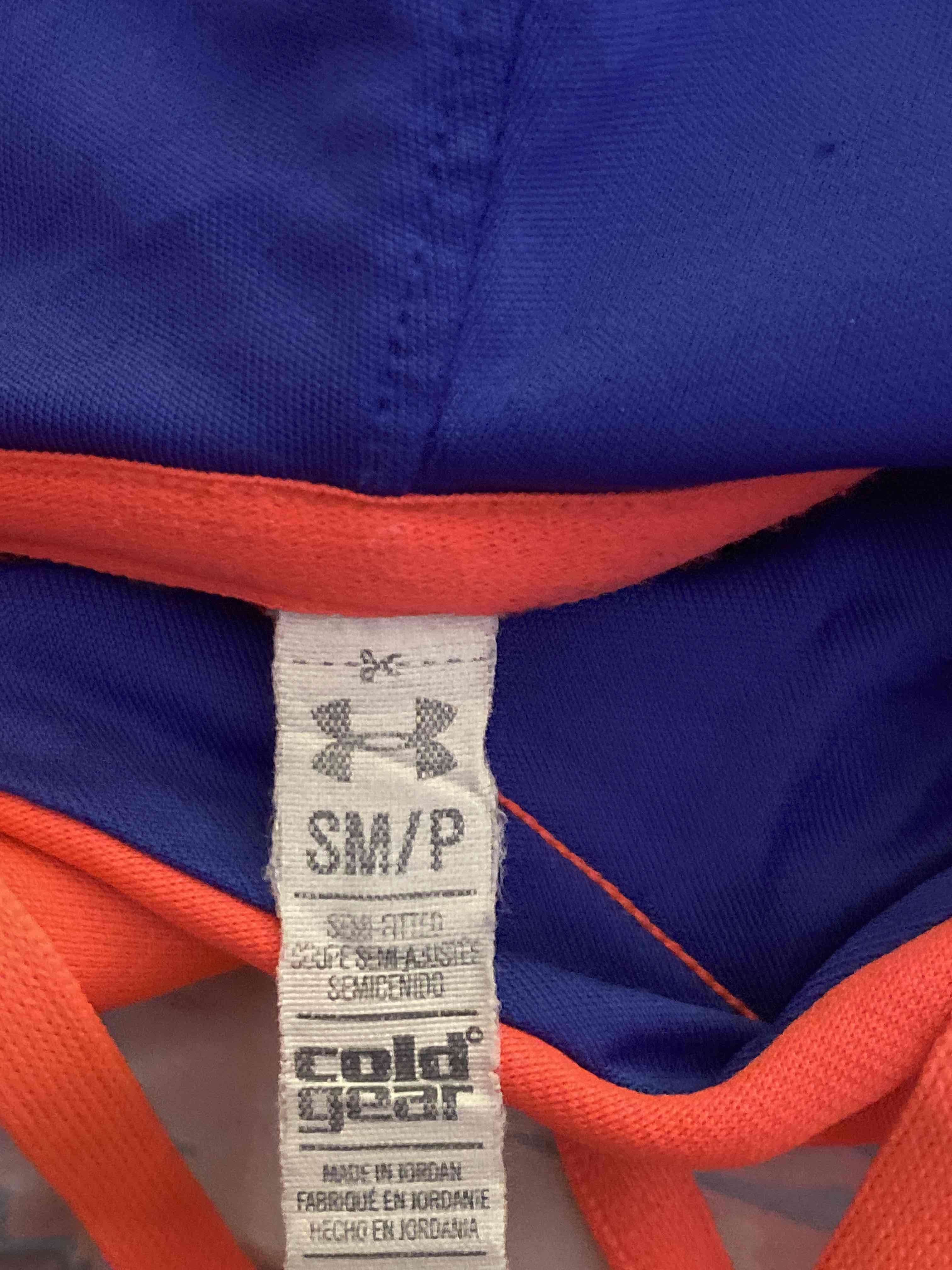 Polerón Under Armour fucsia con capucha - miniatura 3