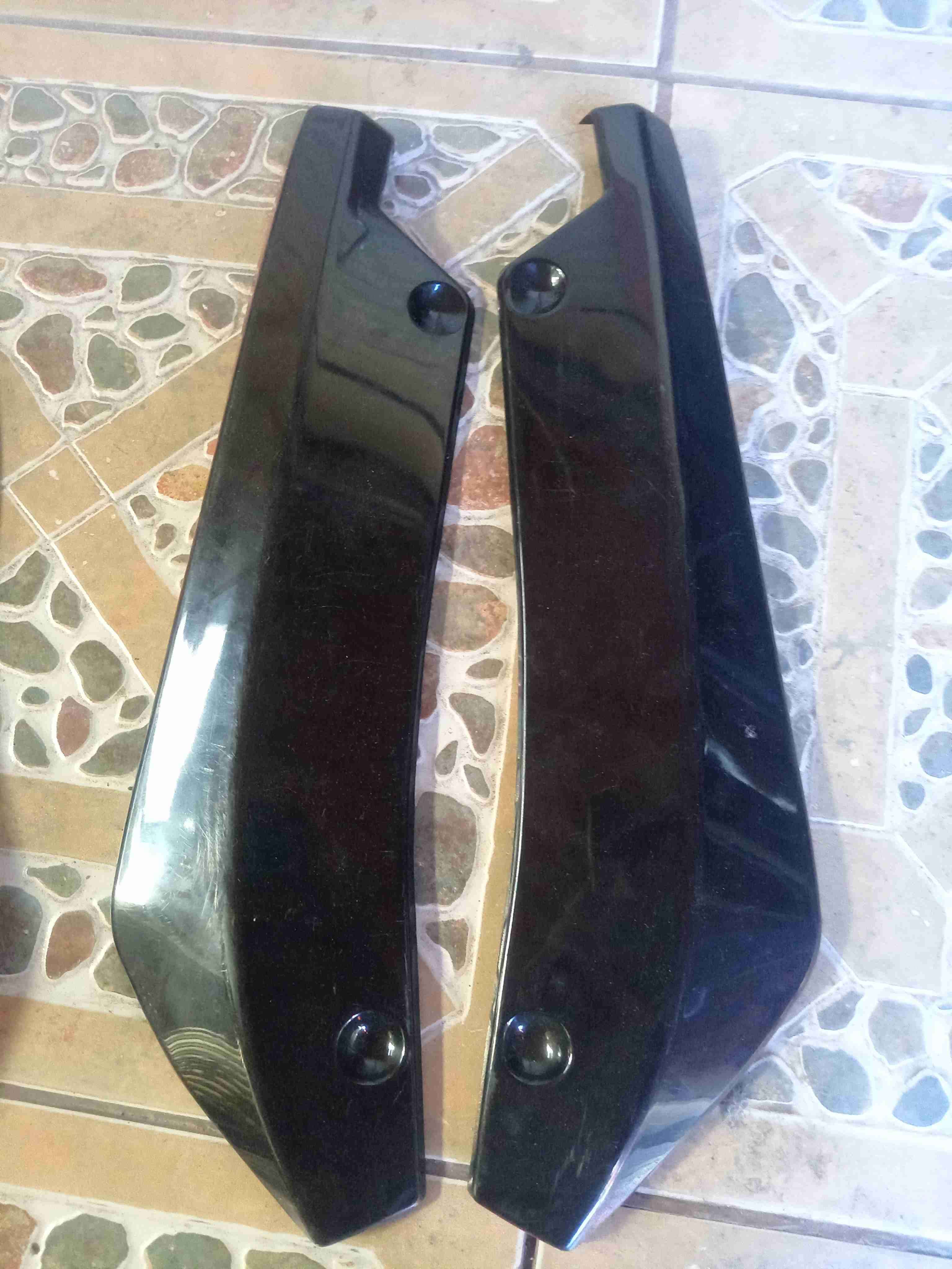 Lip frontal o trasero - miniatura 1