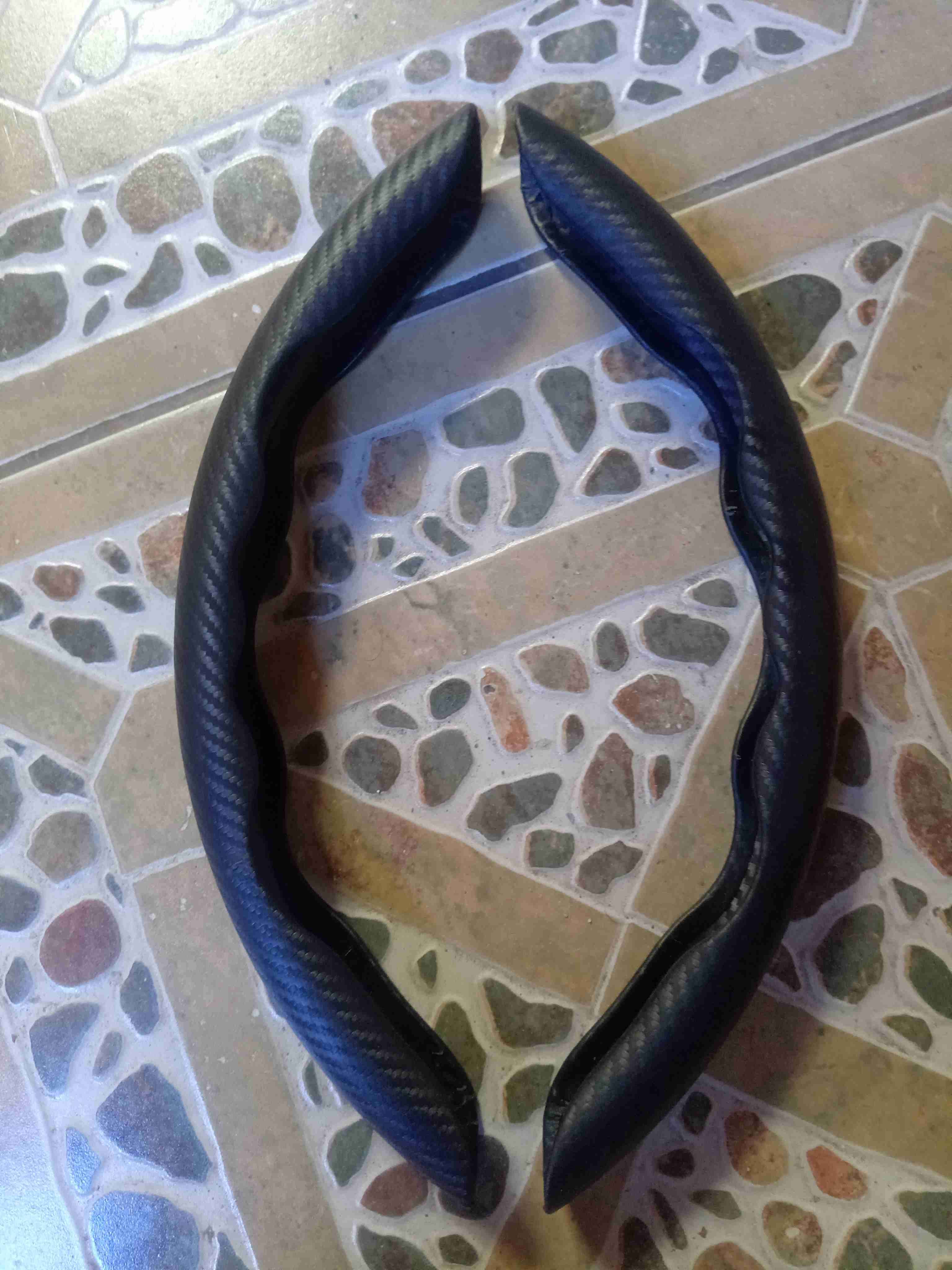 Cubre volantes para auto - miniatura 2