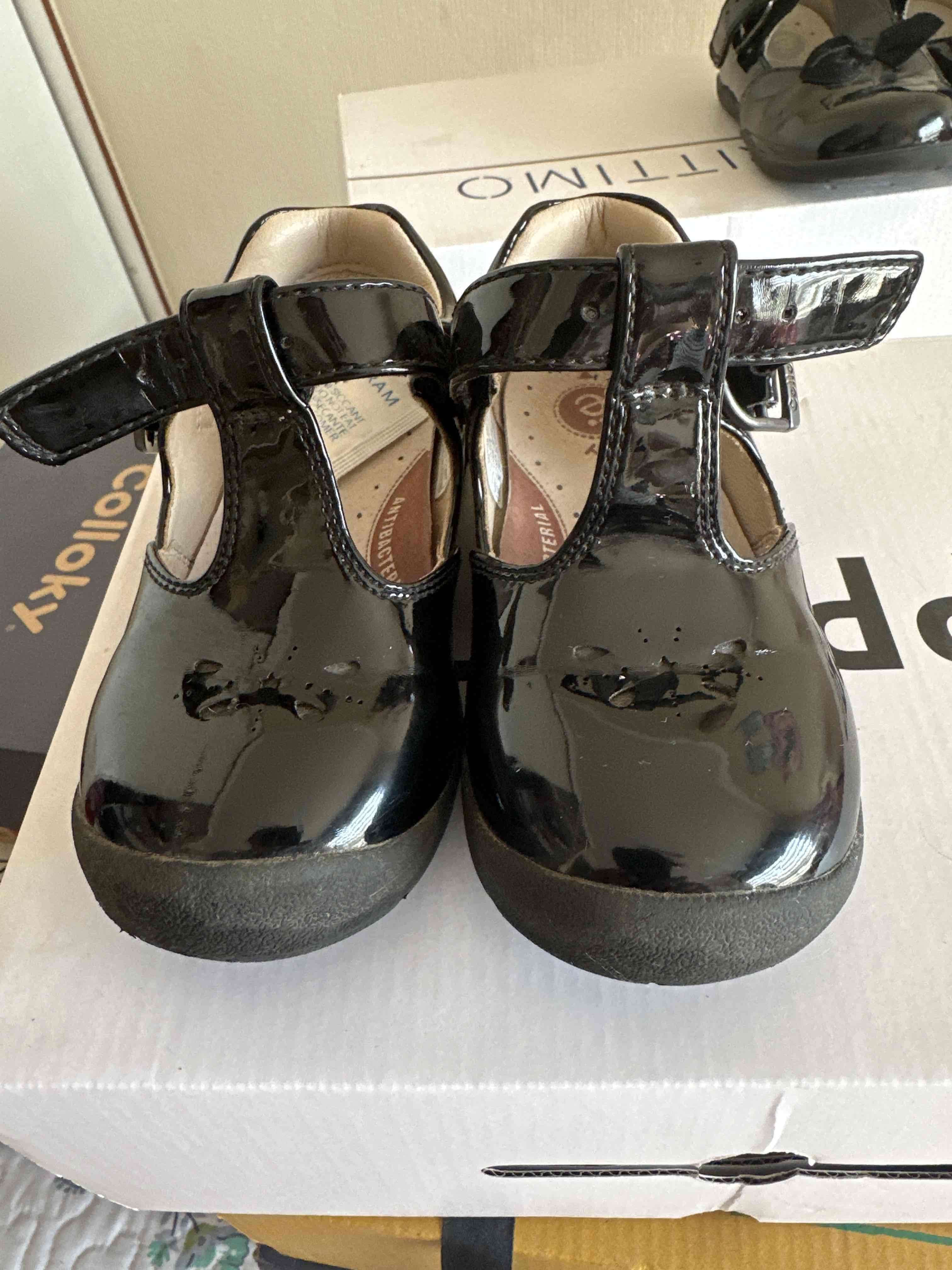 Zapatos de charol para niña - miniatura 4