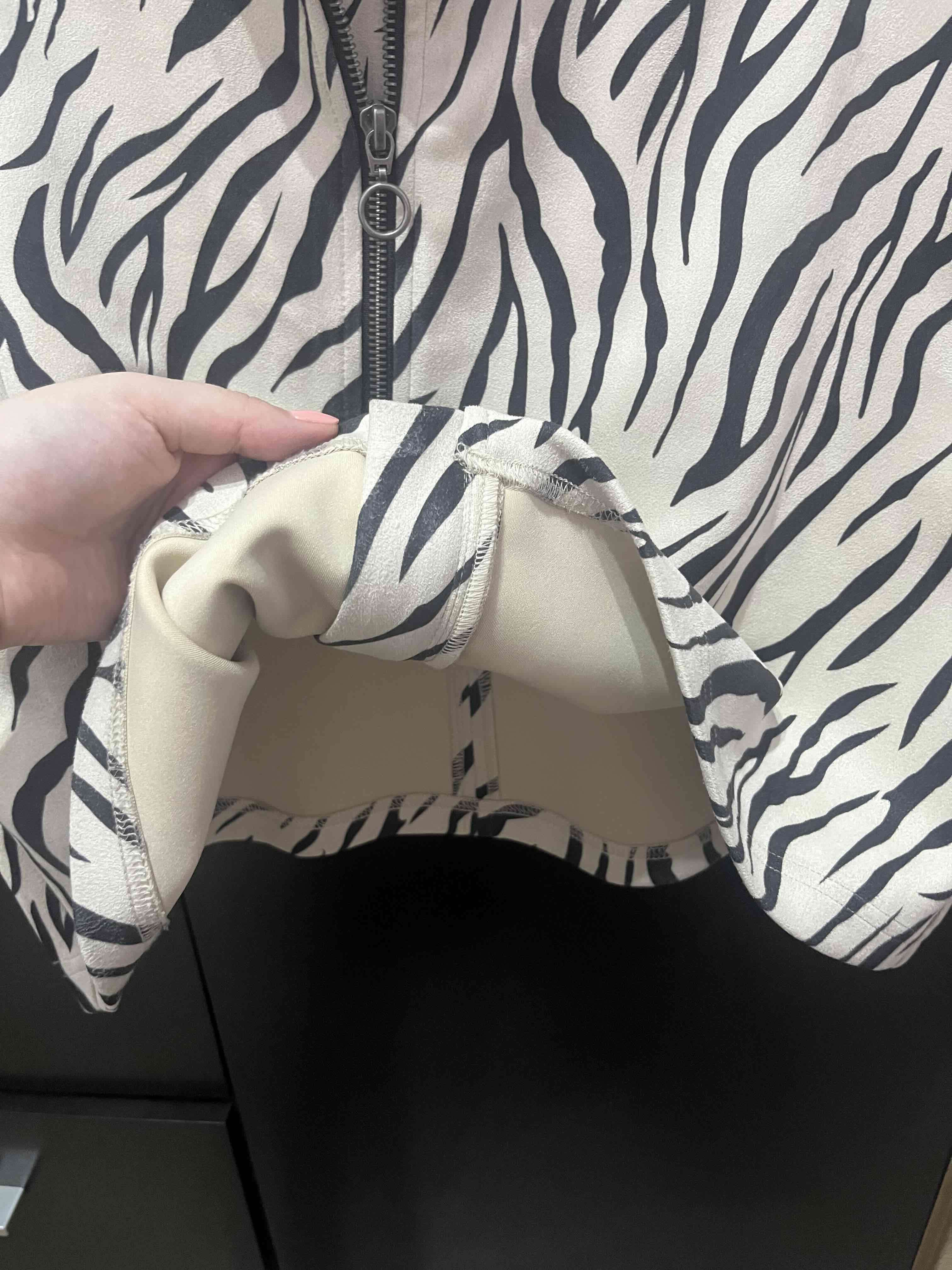 Falda marca ASH estampado cebra con cierre - miniatura 3