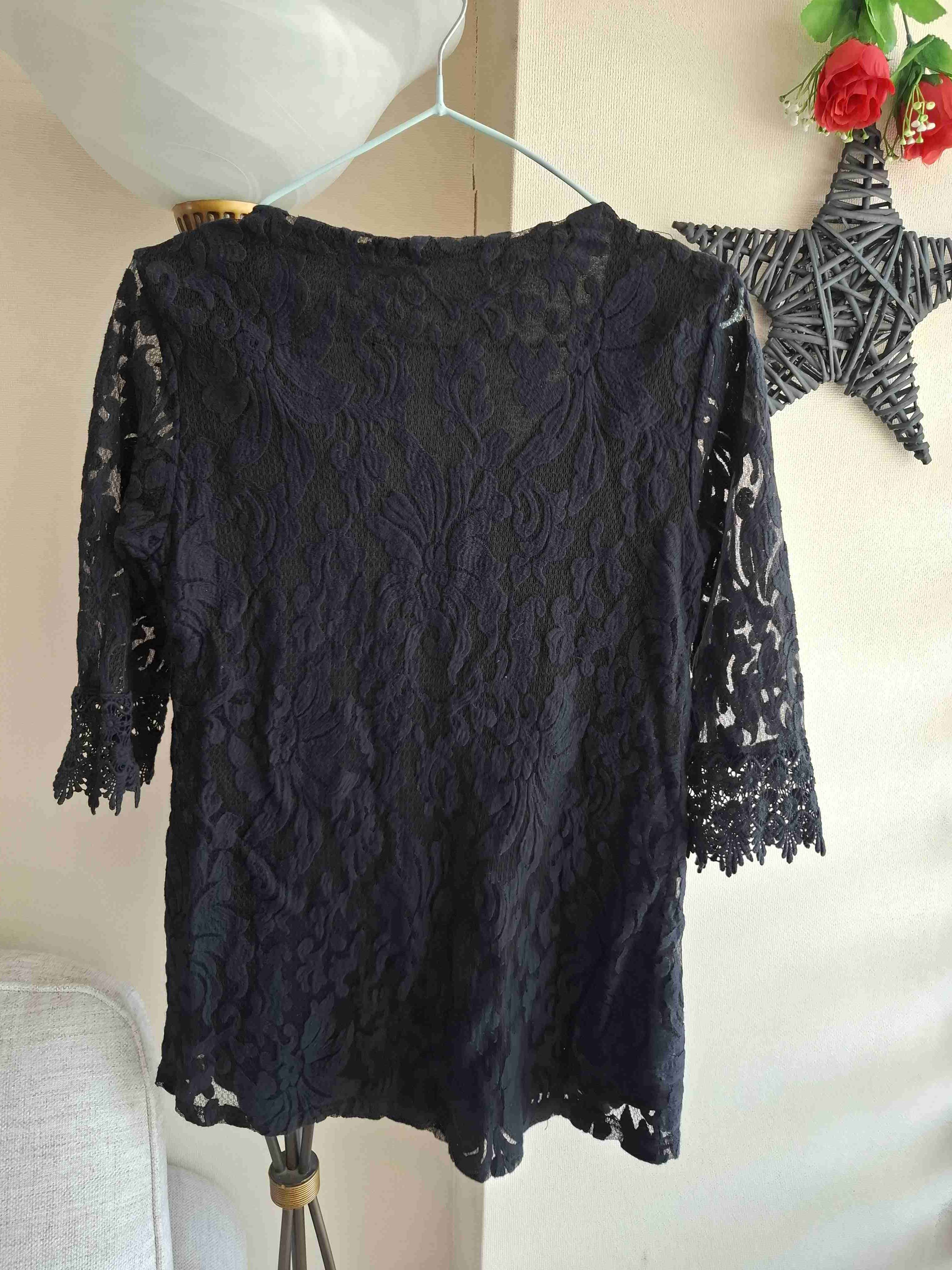 Blusa de encaje negra - miniatura 3