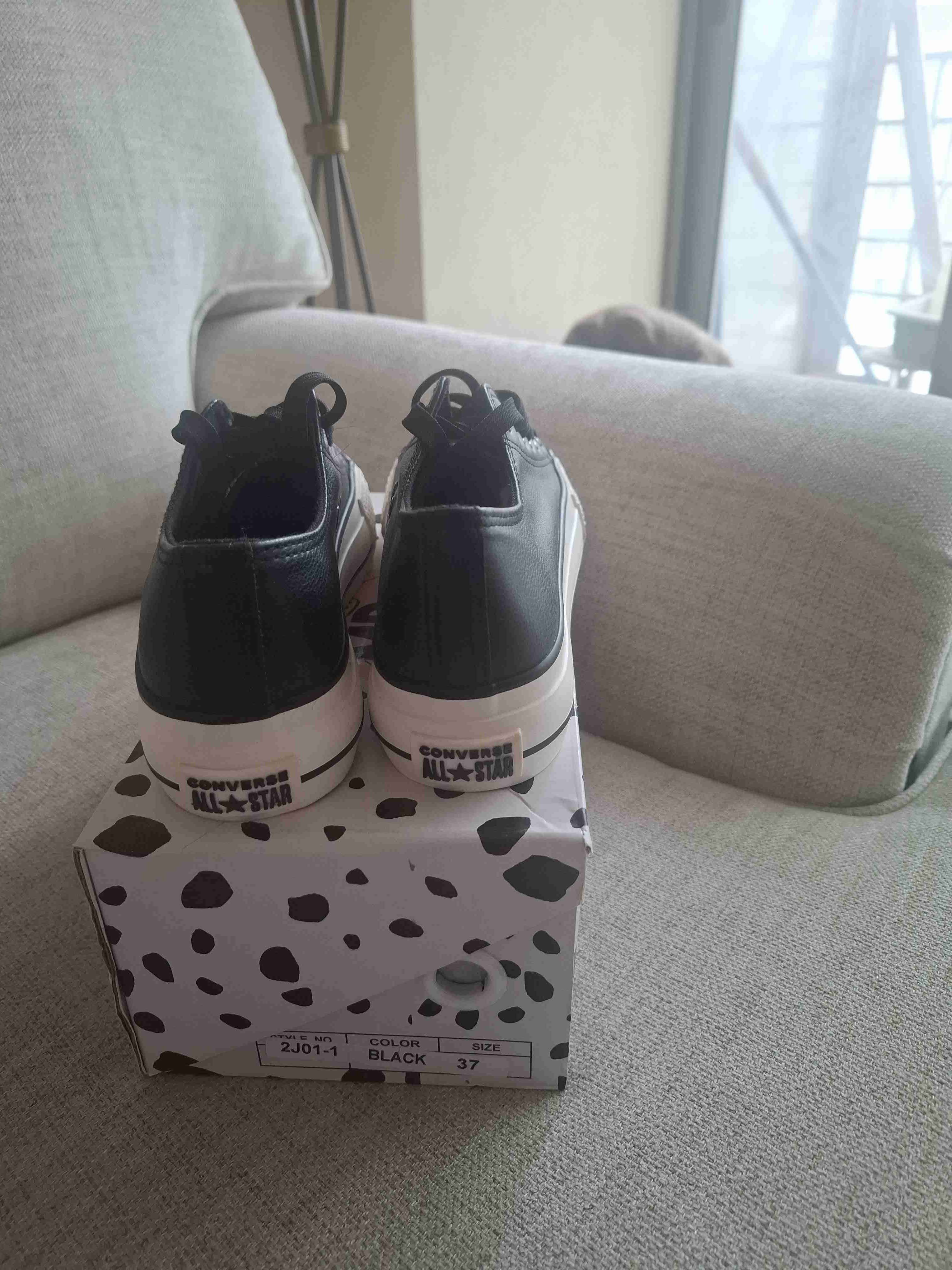 Zapatillas negras ecocuero nuevas - miniatura 3