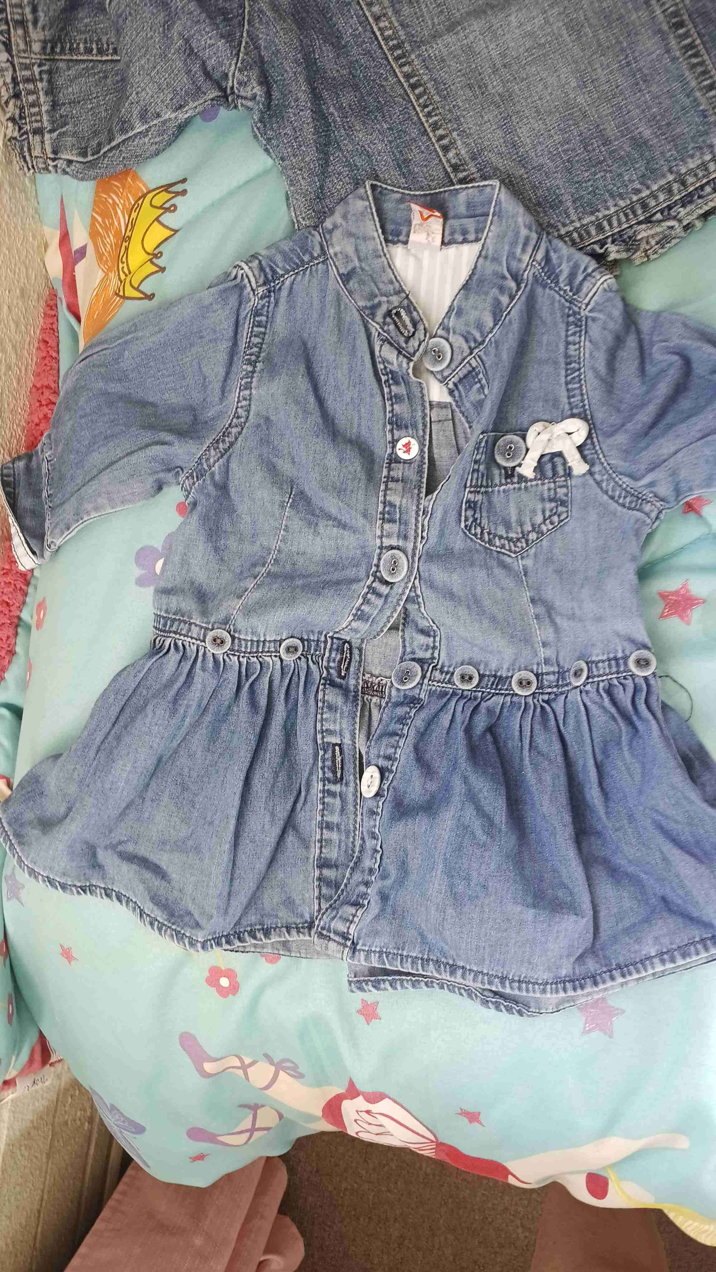 Chaqueta mezclilla Gap y vestido camisa opaline - miniatura 3