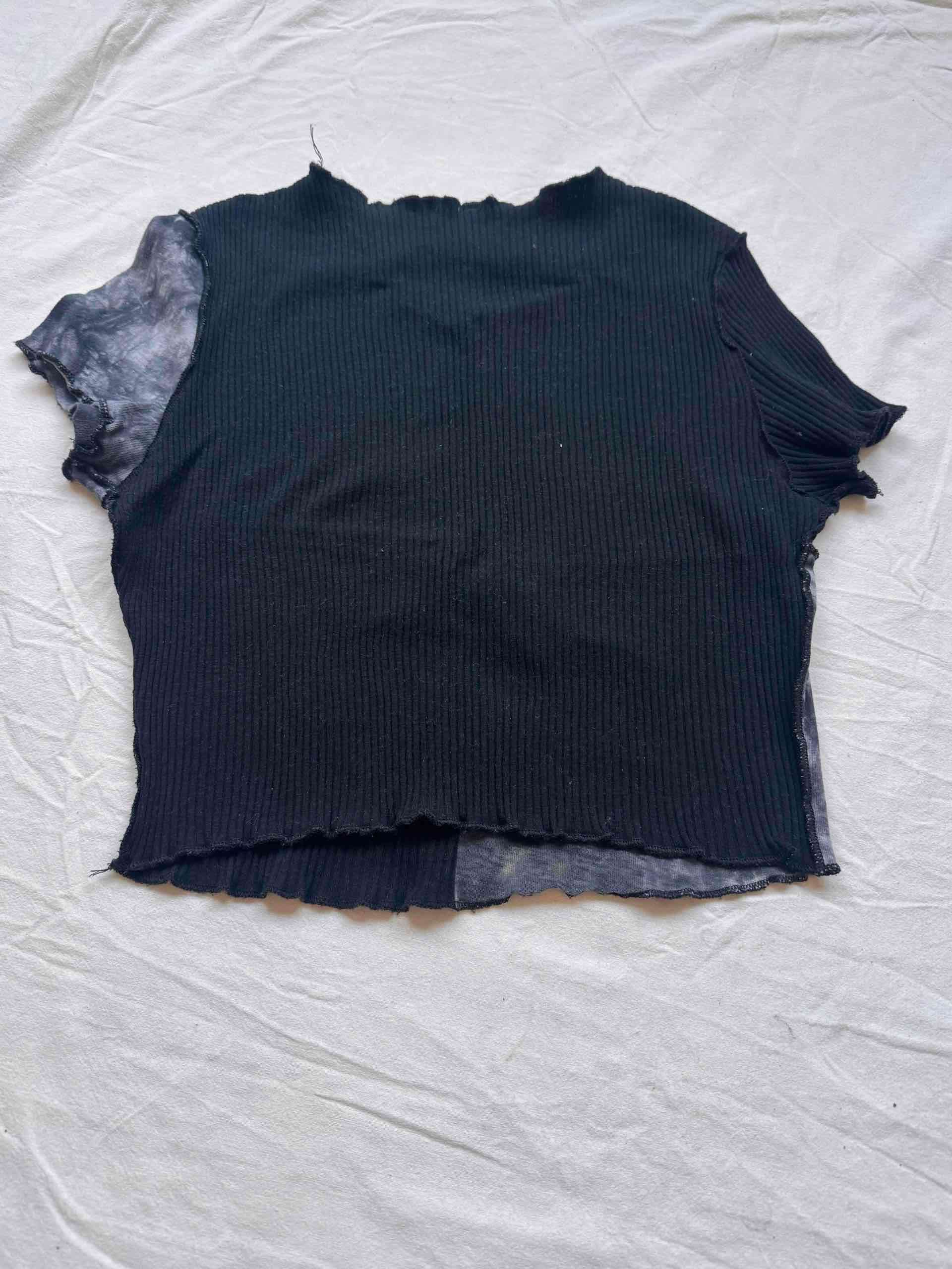 Polera negra tie-dye manga corta - miniatura 2