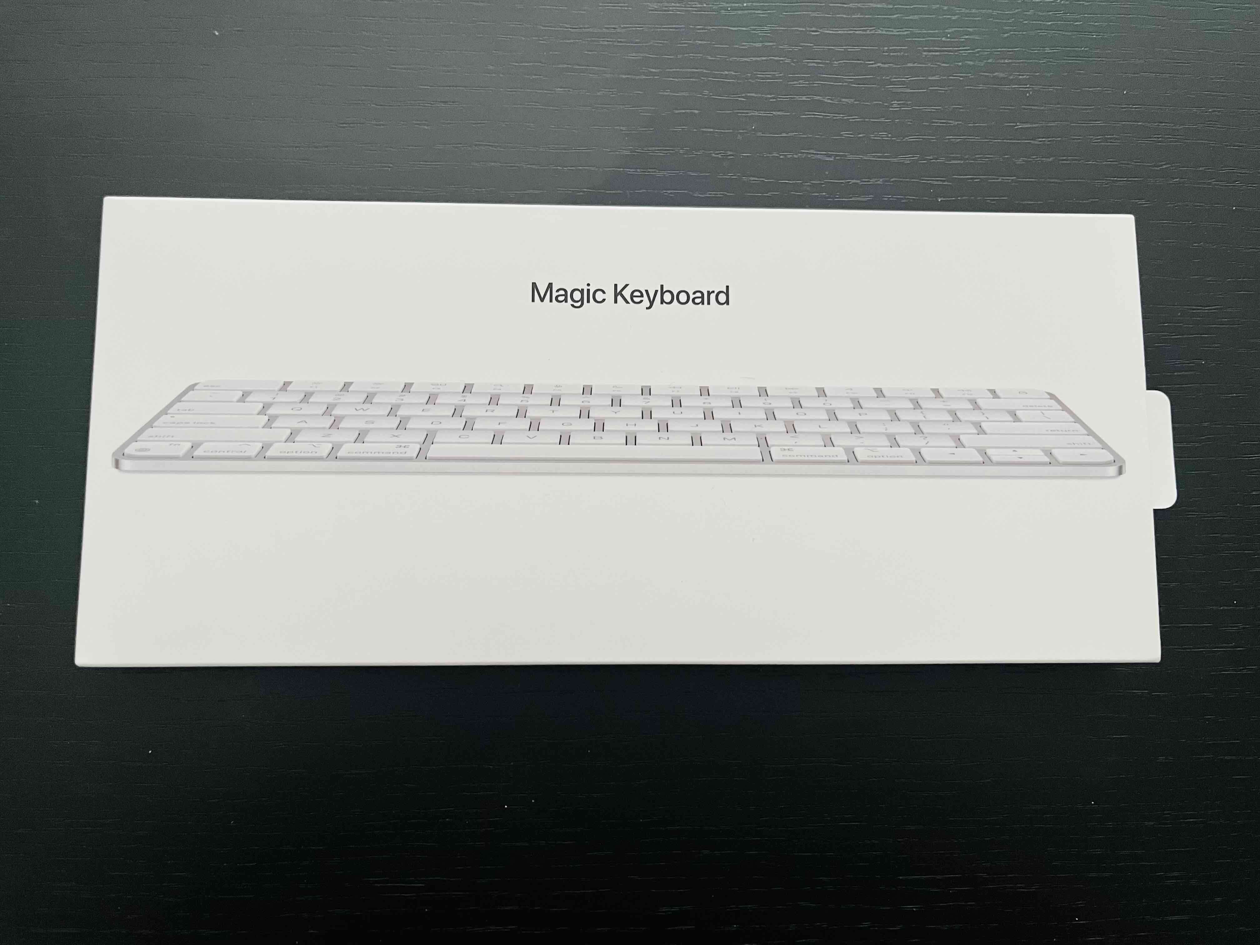 Teclado Magic Keyboard Apple - miniatura 1