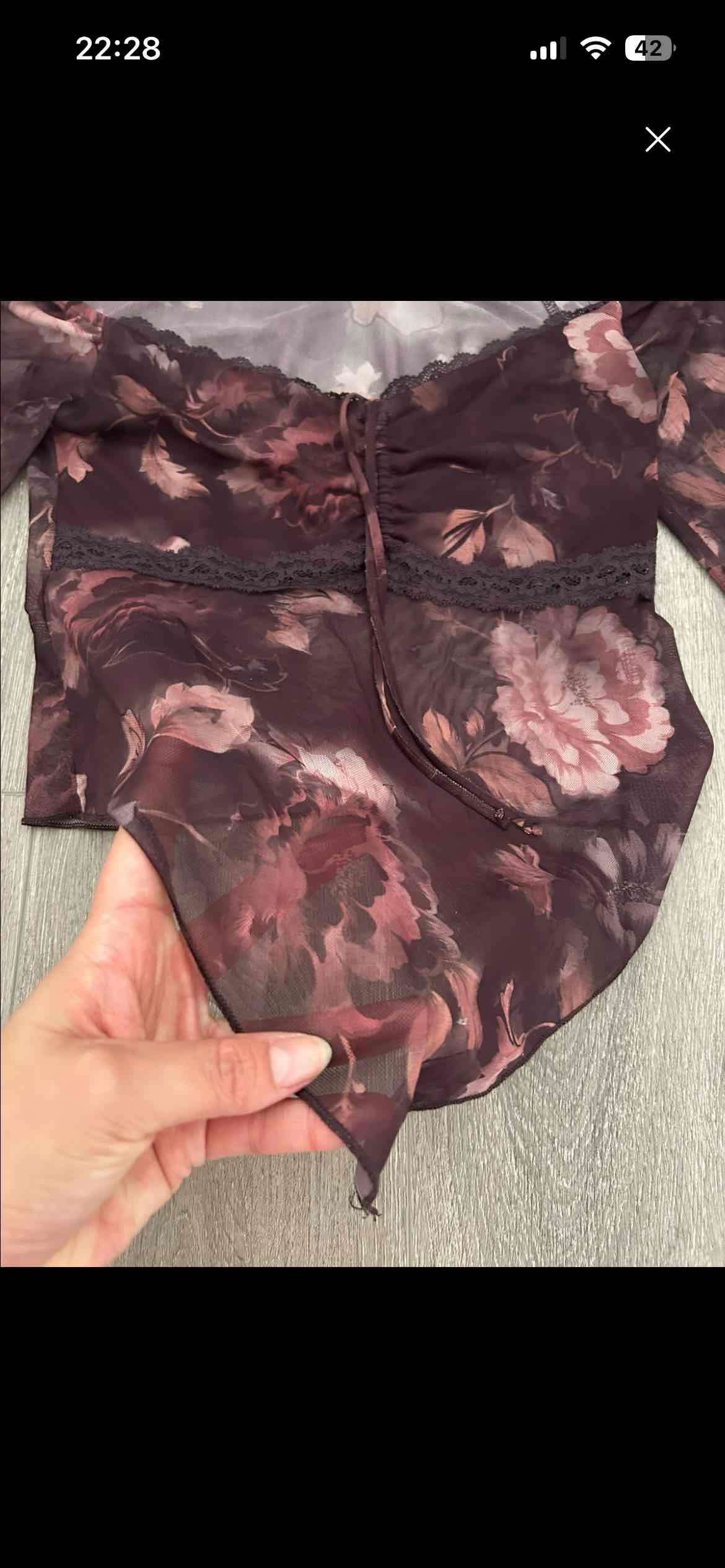 Blusa floral transparente manga larga - miniatura 3