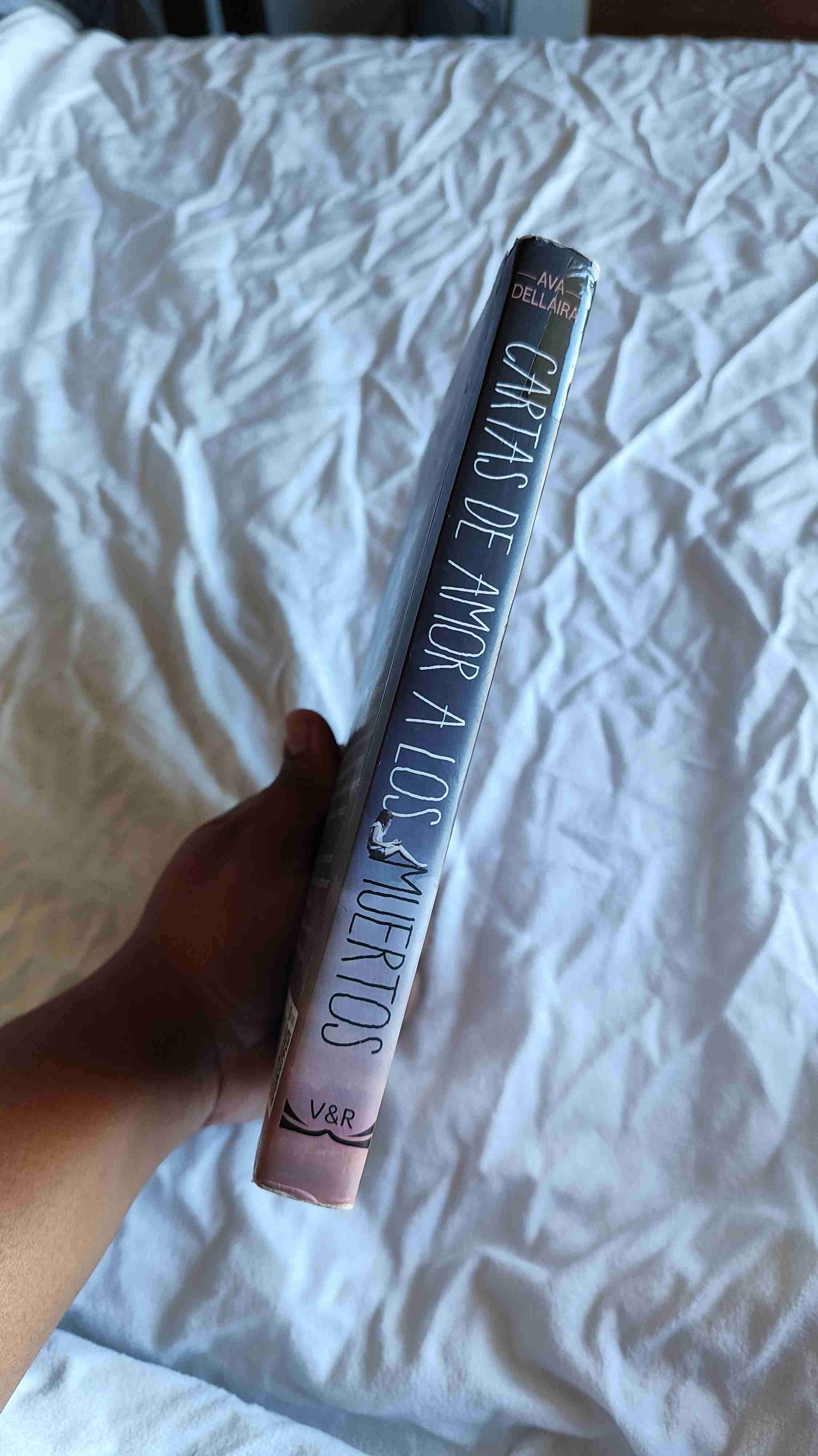 Libro Cartas de Amor a los Muertos - miniatura 3