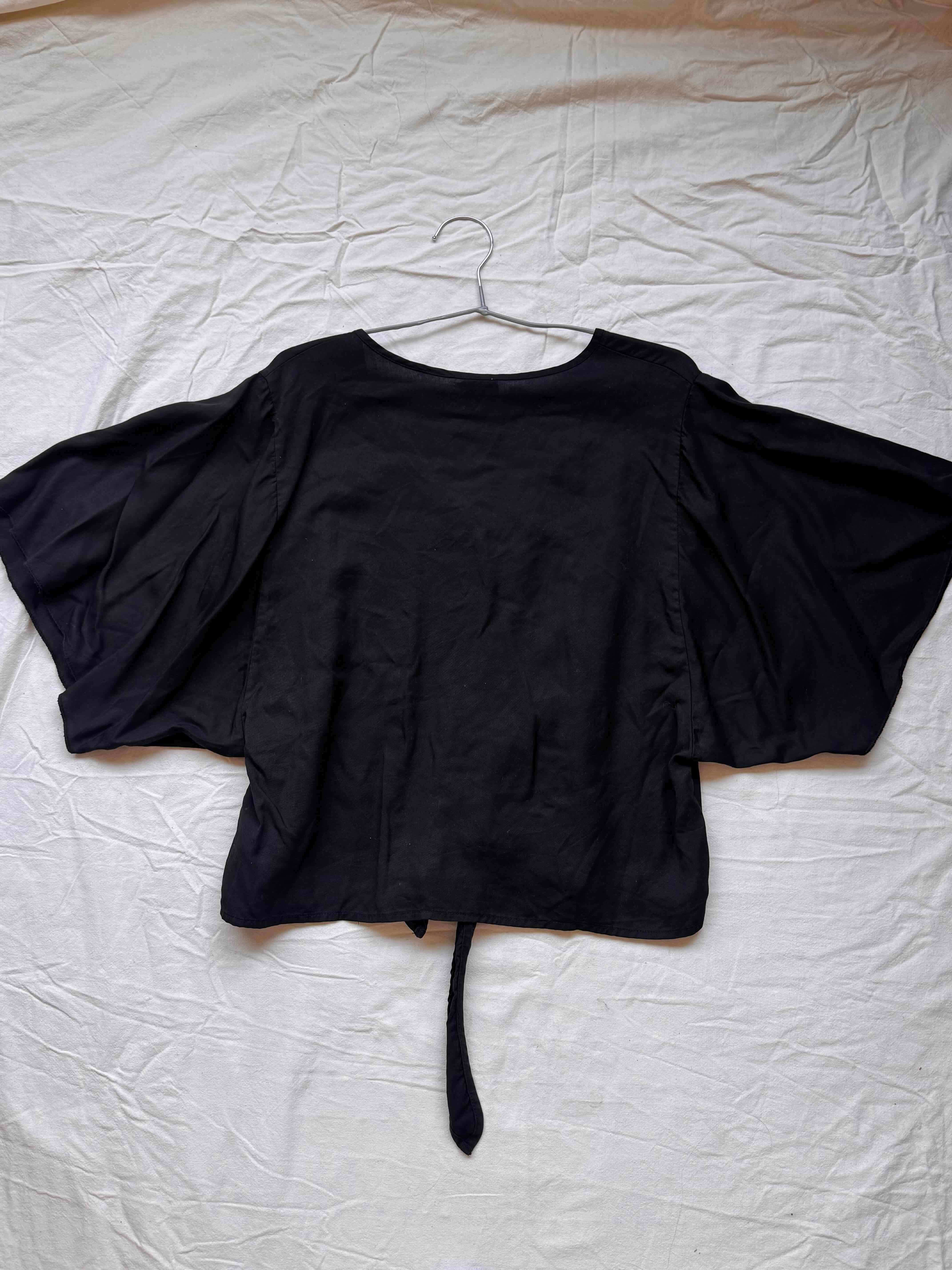 Polera negra murciélago - Umbrale - miniatura 2