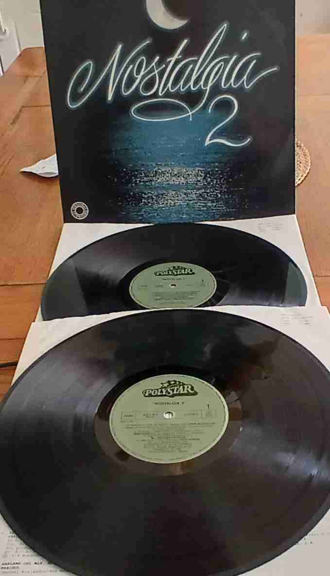 Doble LP Nostalgia 2 - miniatura 3