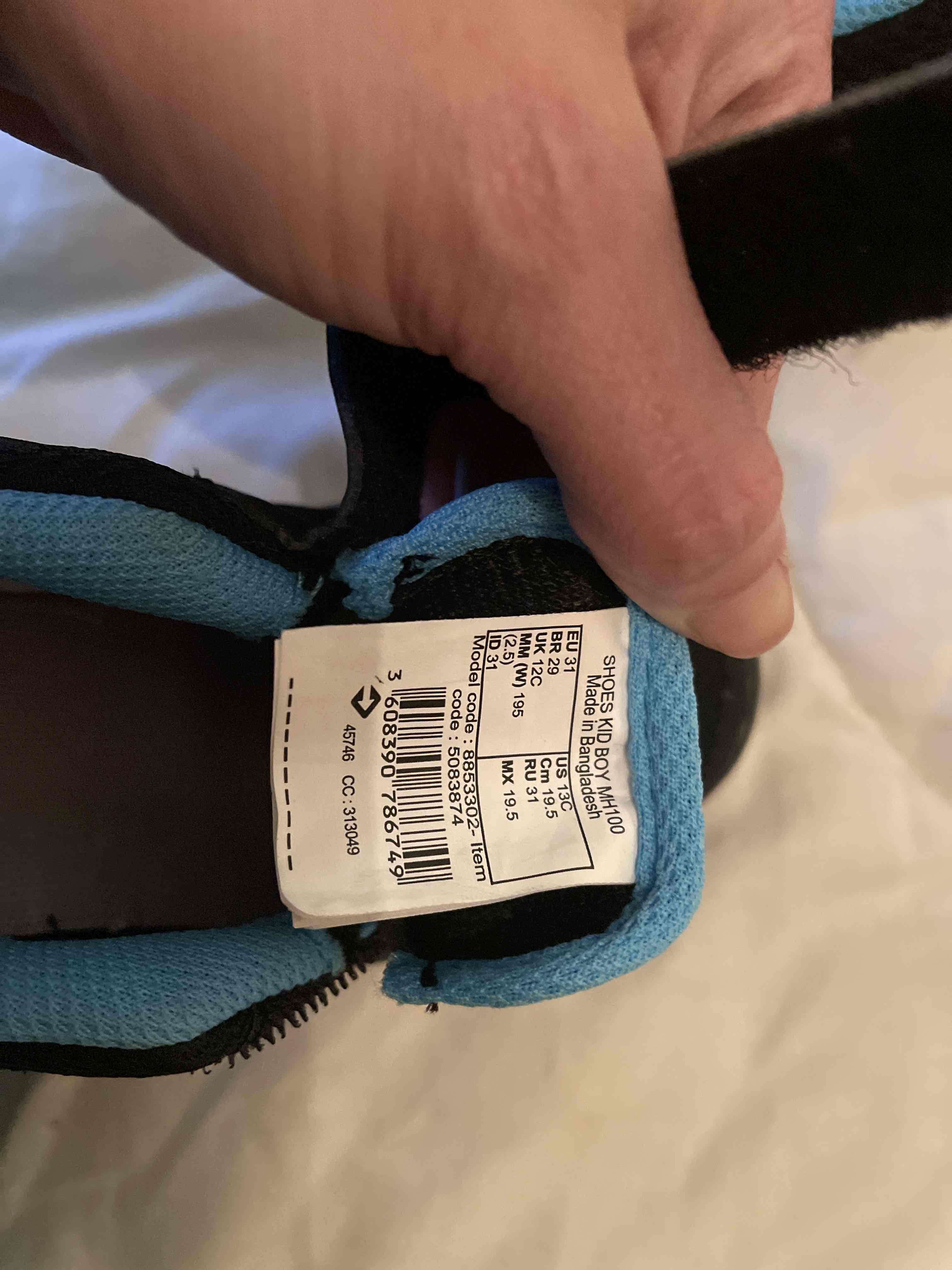 Zapatillas deportivas negras y azules unisex - miniatura 3