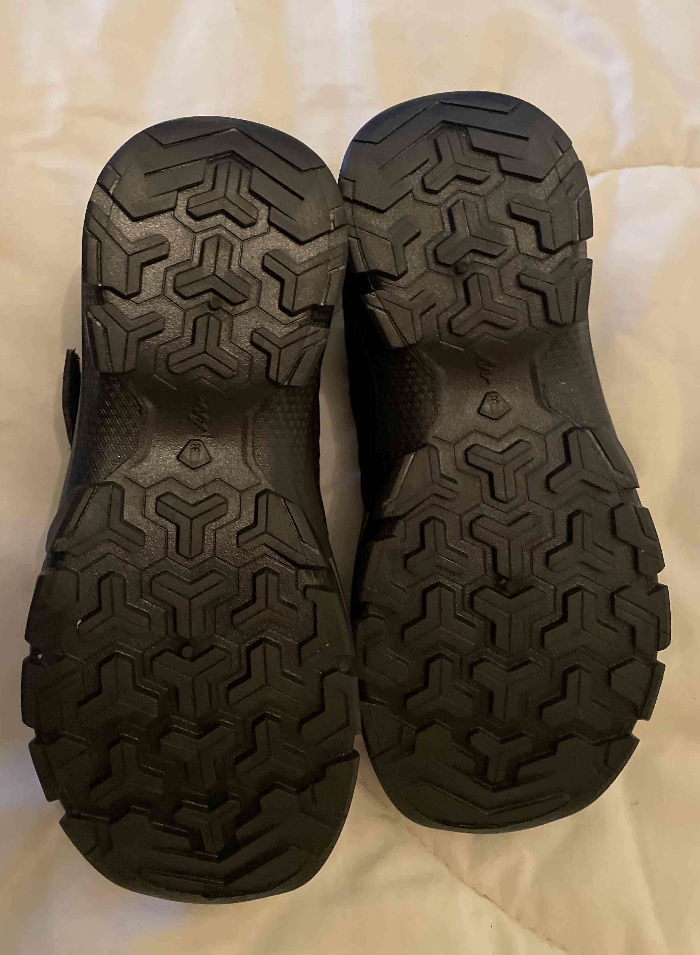 Zapatillas deportivas negras y azules unisex - miniatura 4