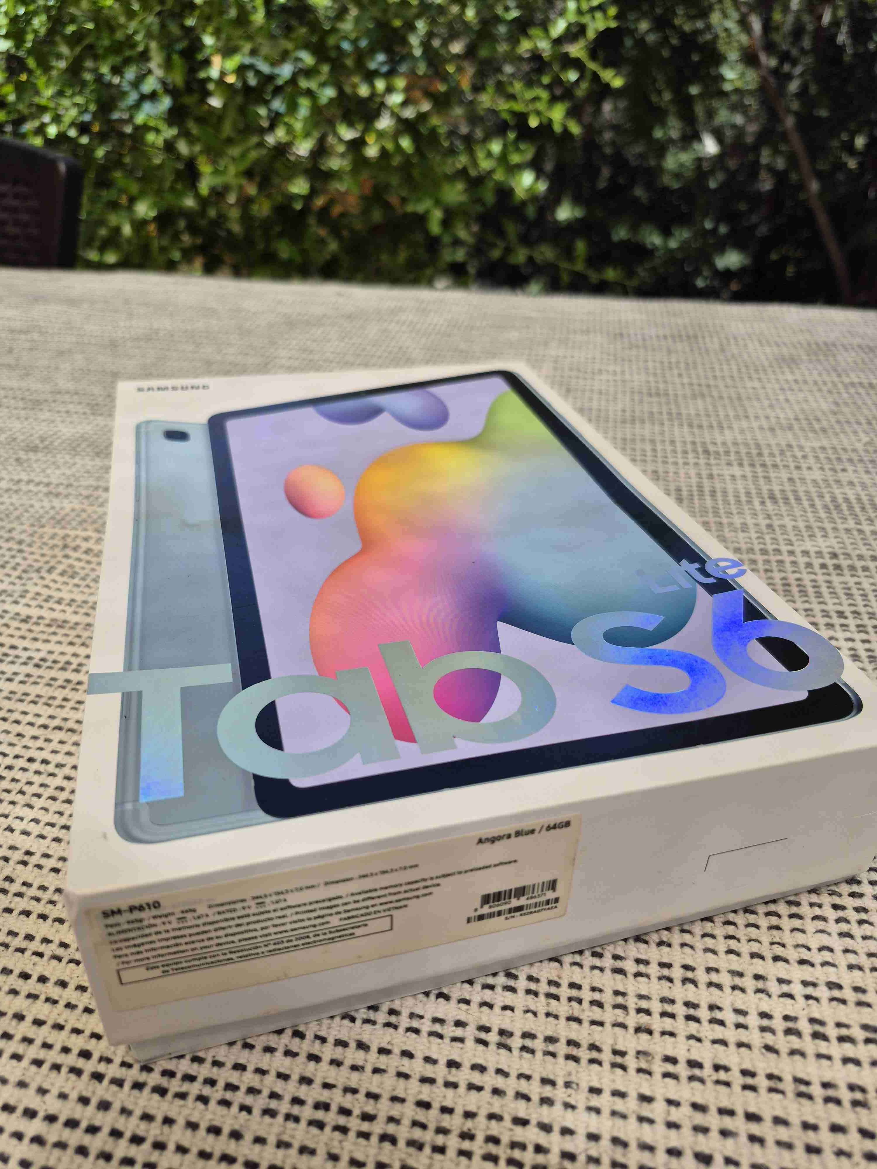 Tablet Samsung con lápiz y funda - miniatura 3