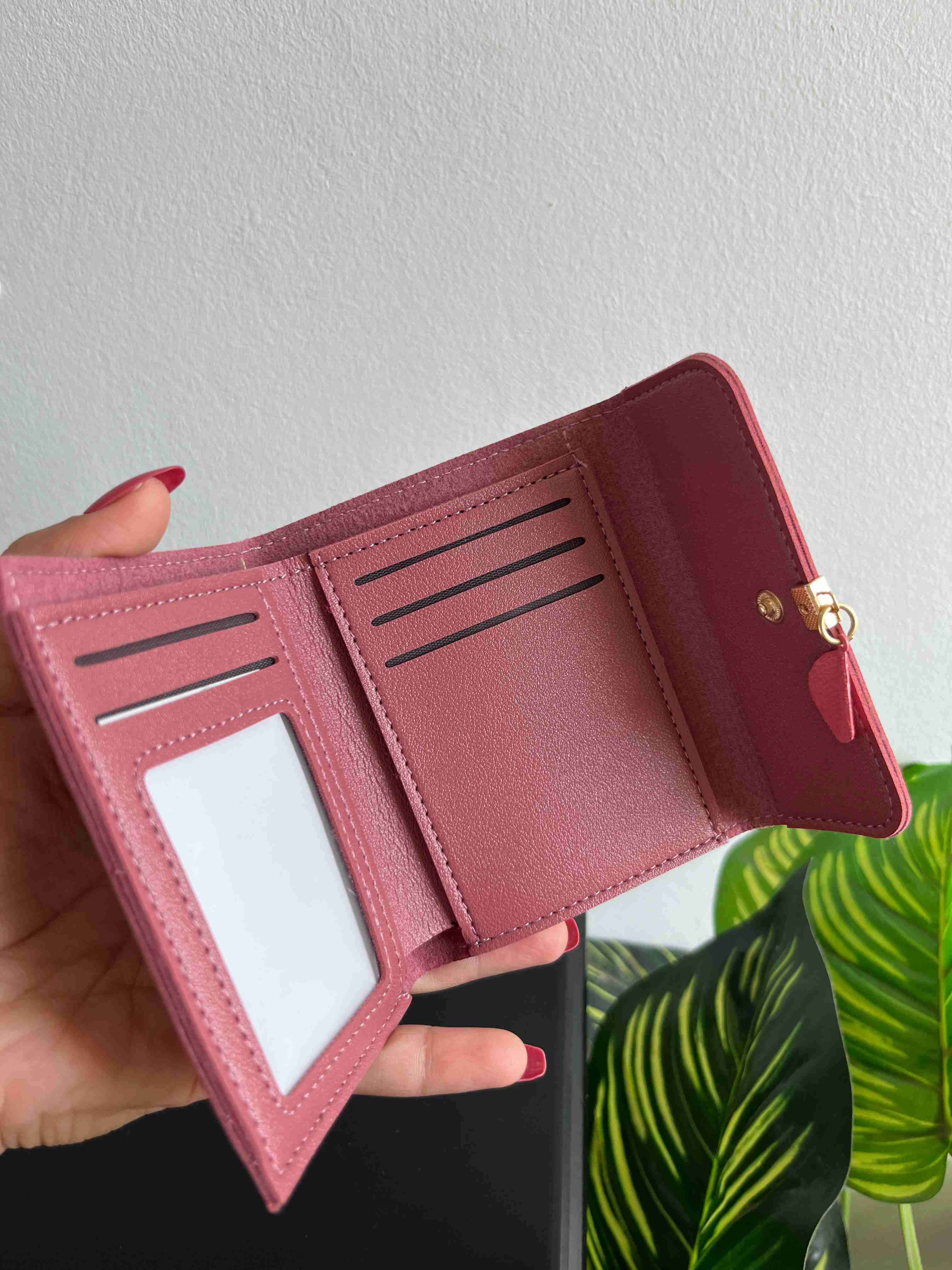 Billetera rosa con diseño de hoja - miniatura 3