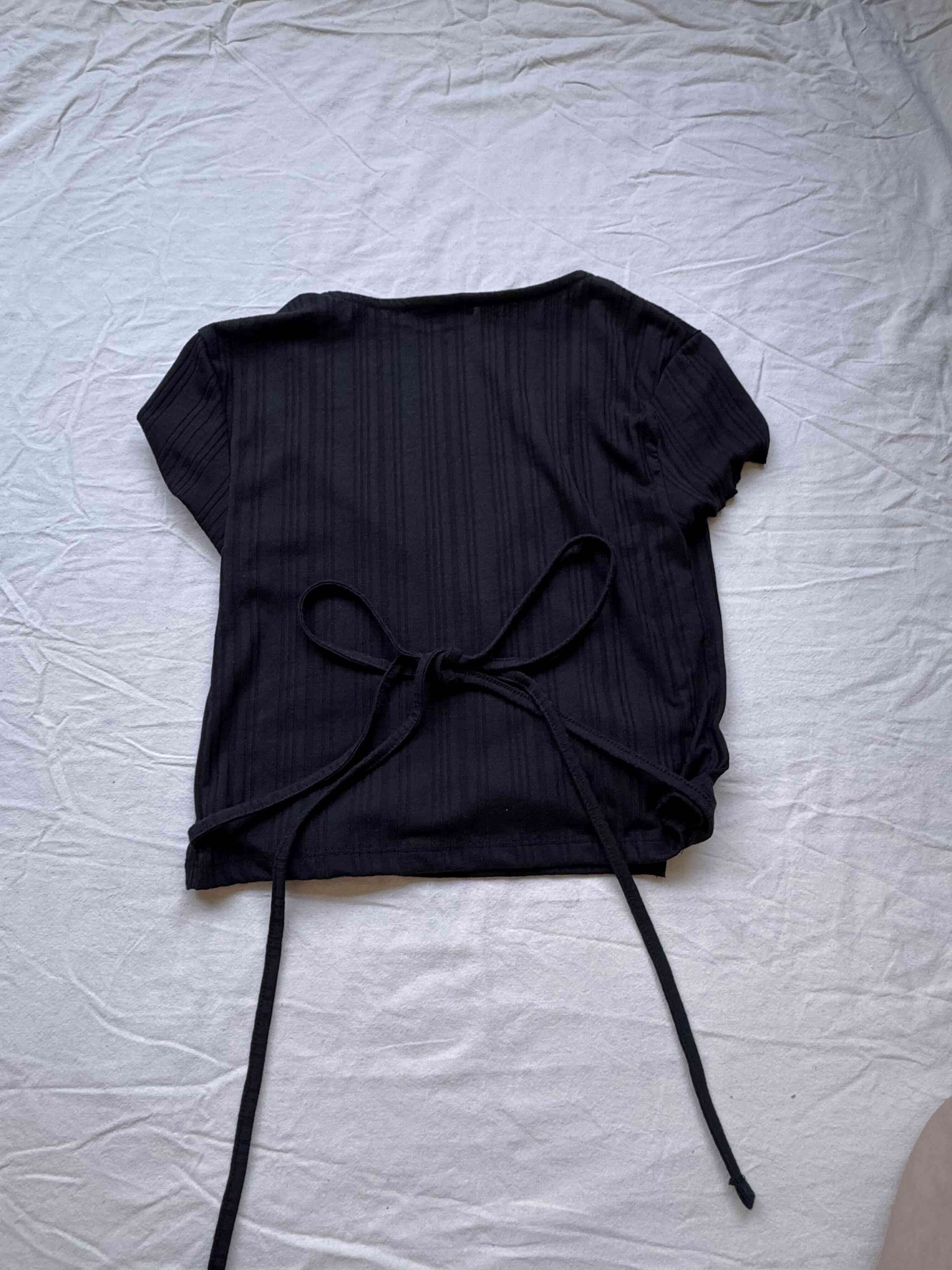 Polera negra - Stradivarius - miniatura 2