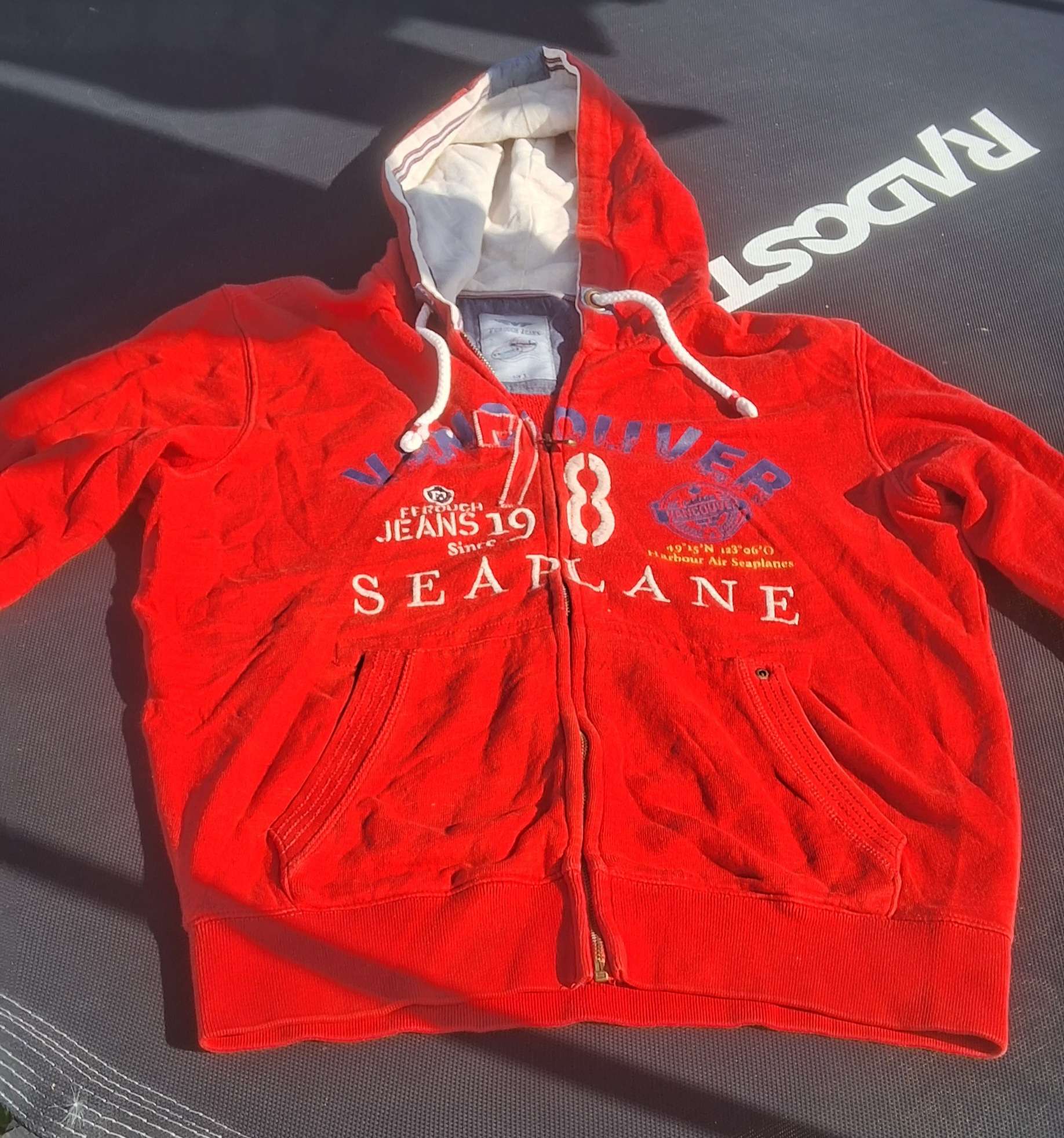 Polerón Ferouch rojo con capucha - miniatura 3