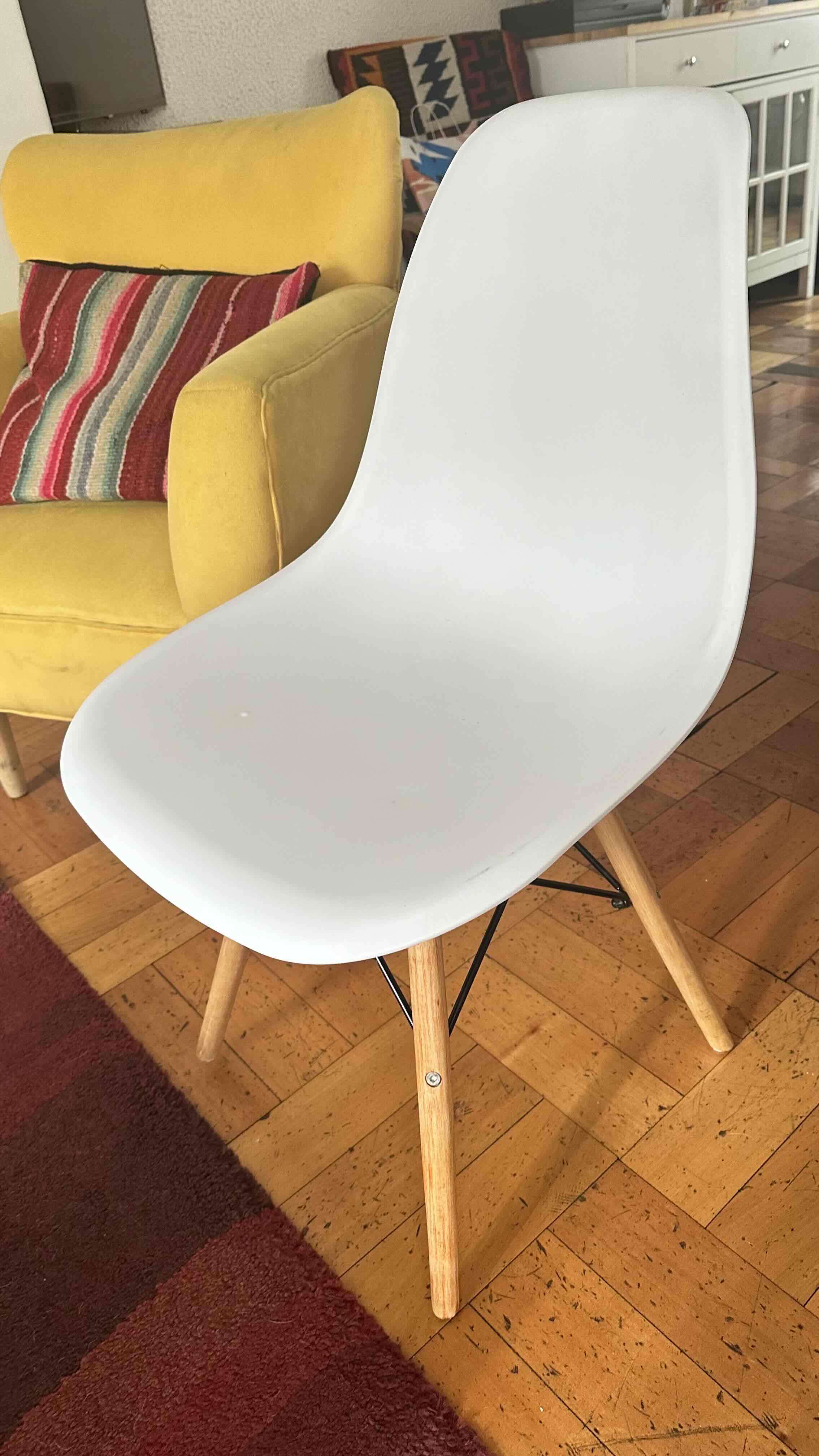 Silla blanca moderna - miniatura 2