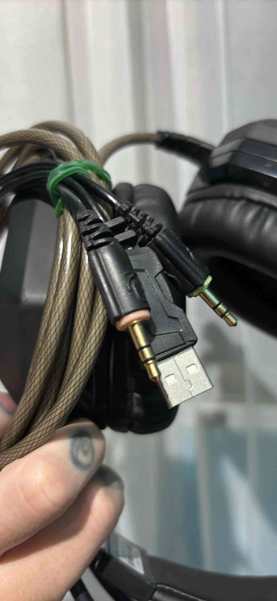 Audífonos Micronics negros - miniatura 4