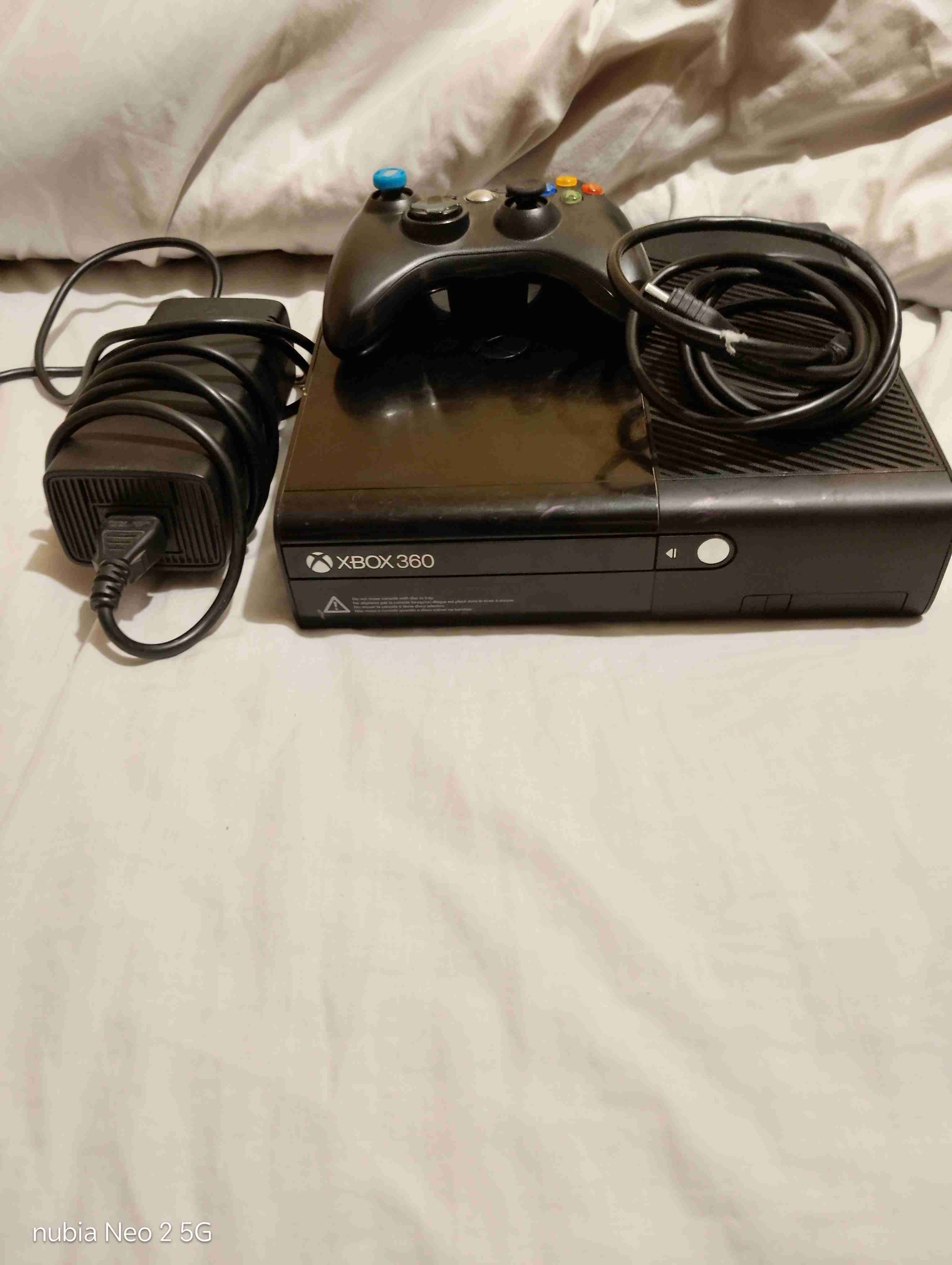 Consola Xbox 360 con control