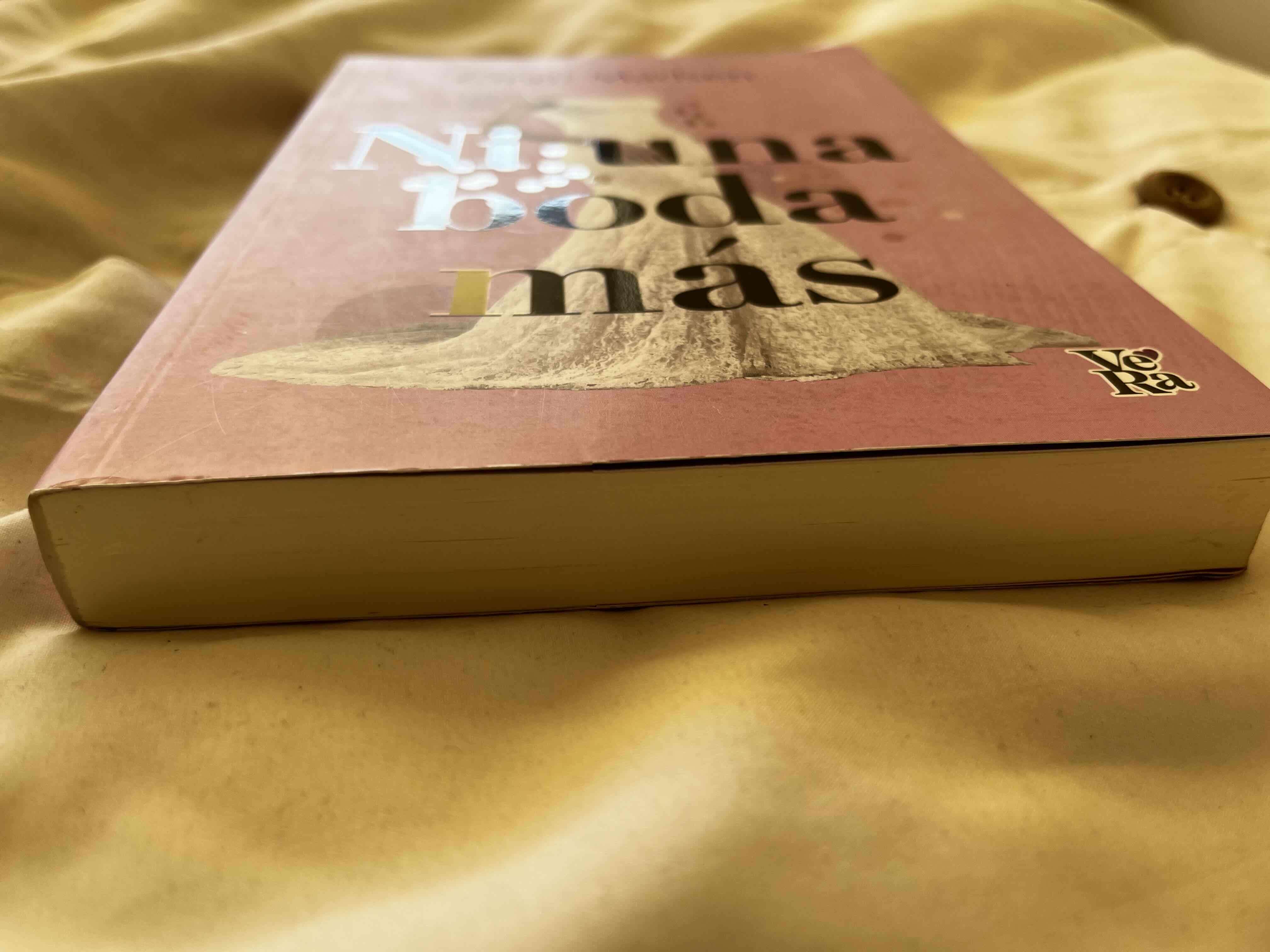 Libro “Ni una boda más” - miniatura 4