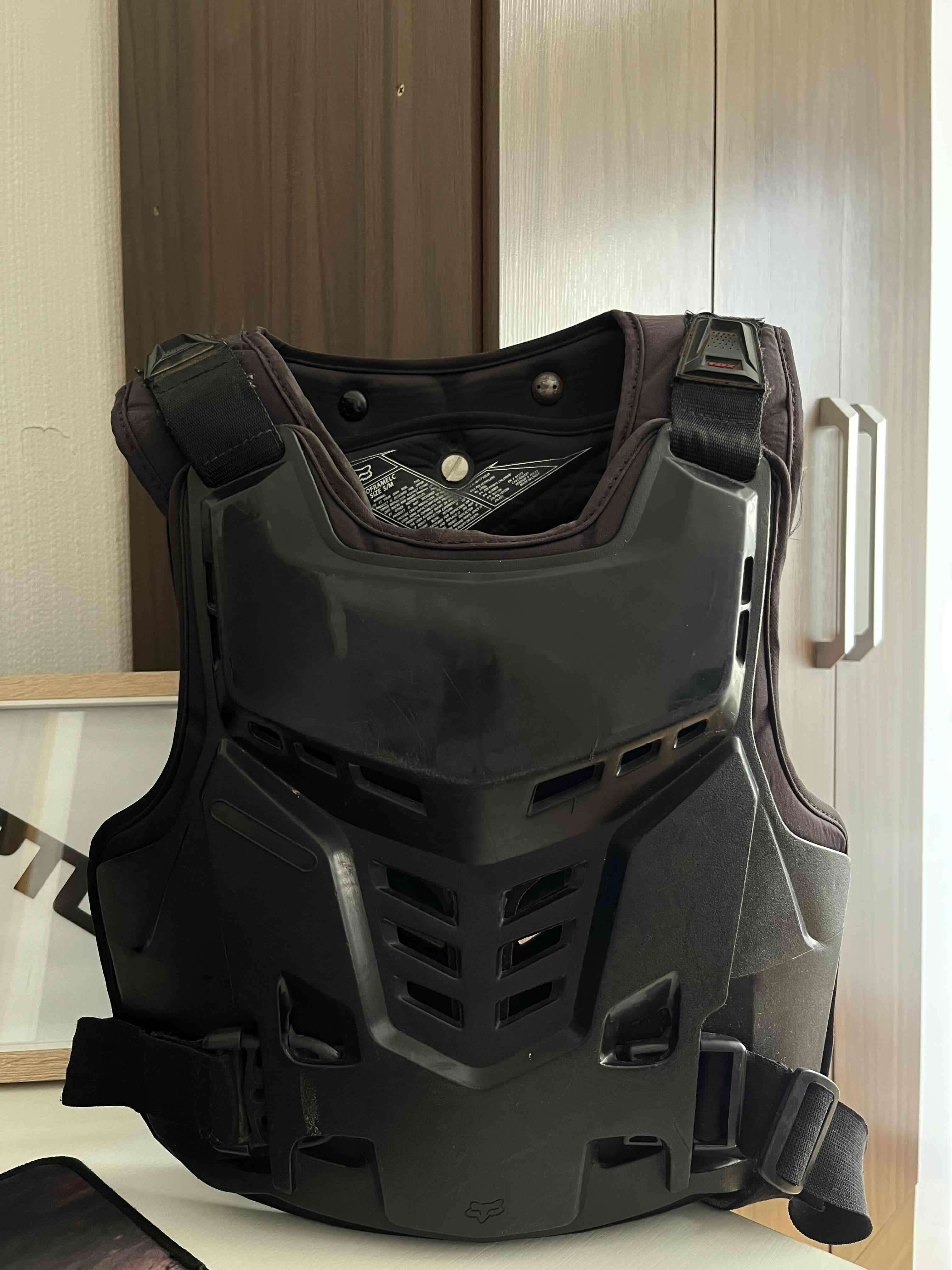 Chaleco de protección para moto - miniatura 1