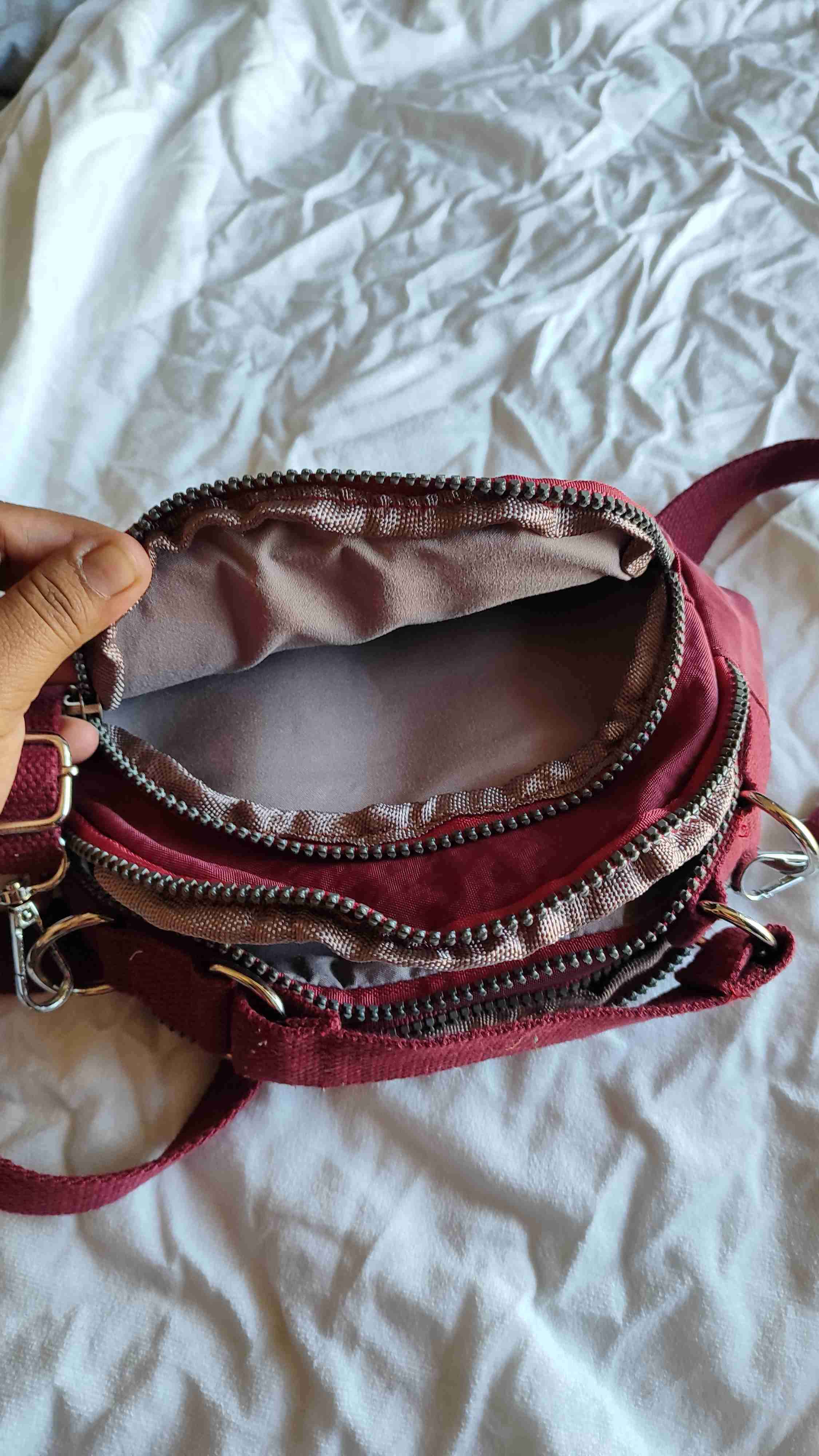 Bolso deportivl burdeo - miniatura 5