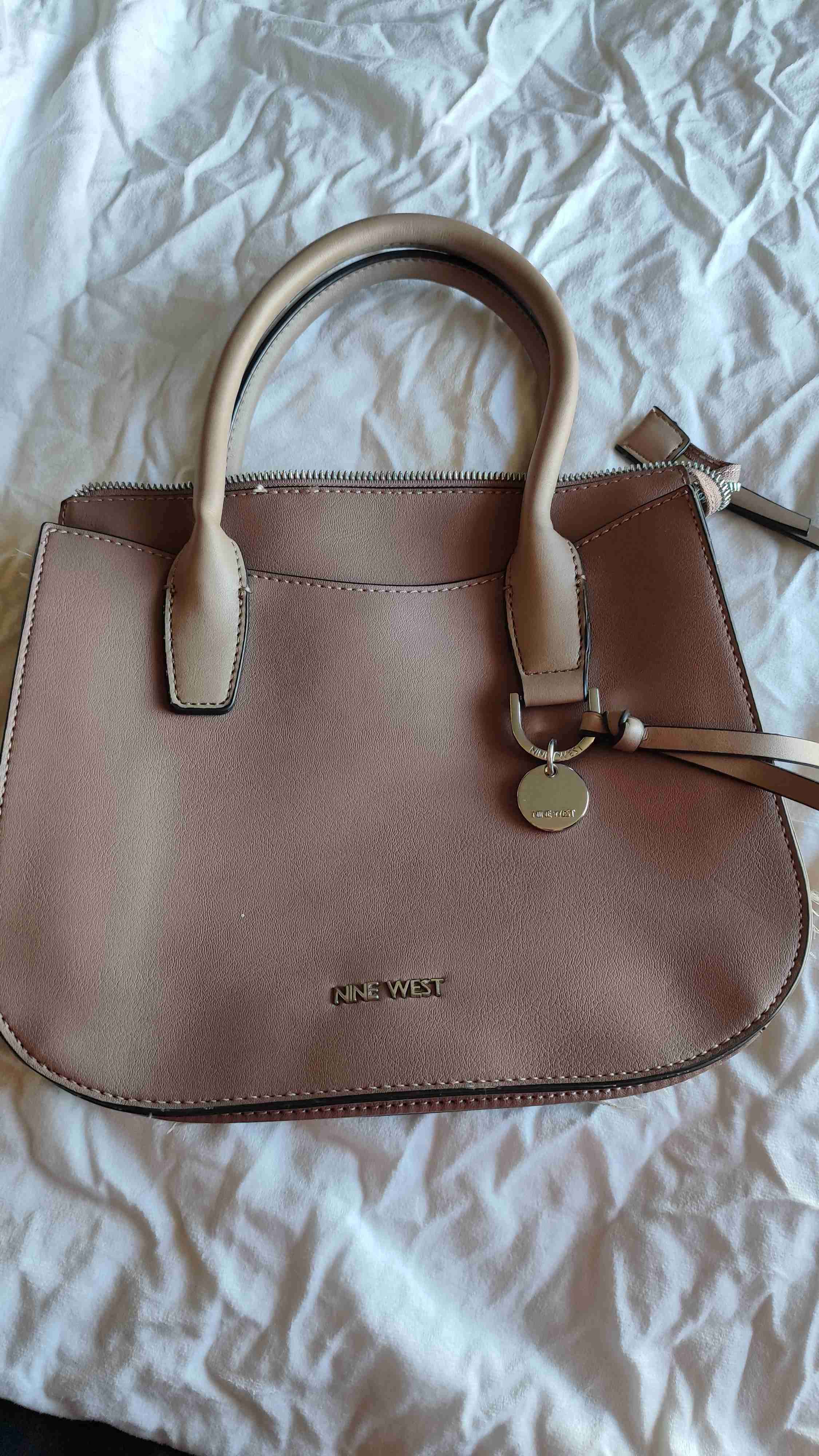 Cartera Nine West beige/rosa claro