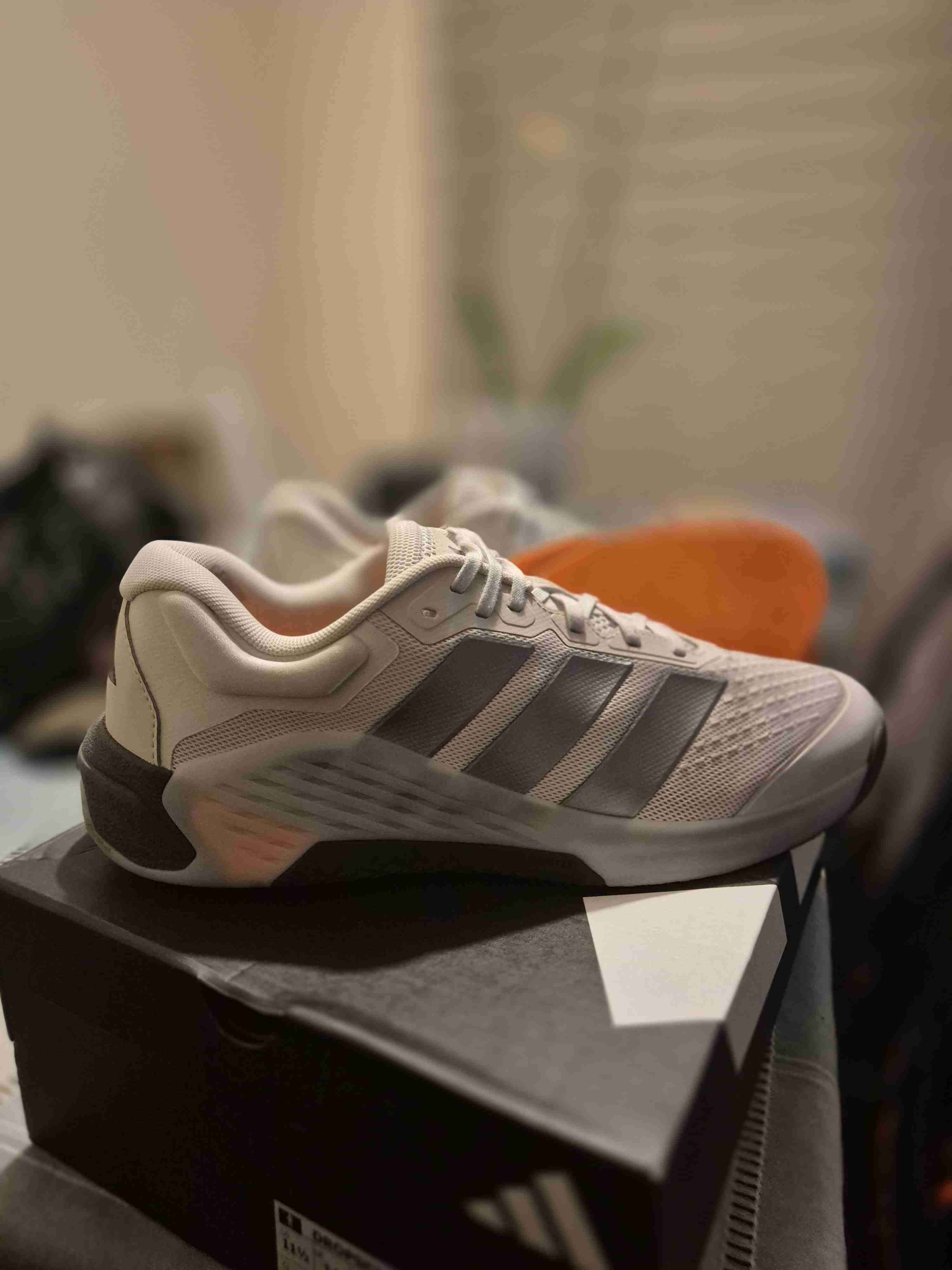 Zapatillas Adidas deportivas blancas - miniatura 2