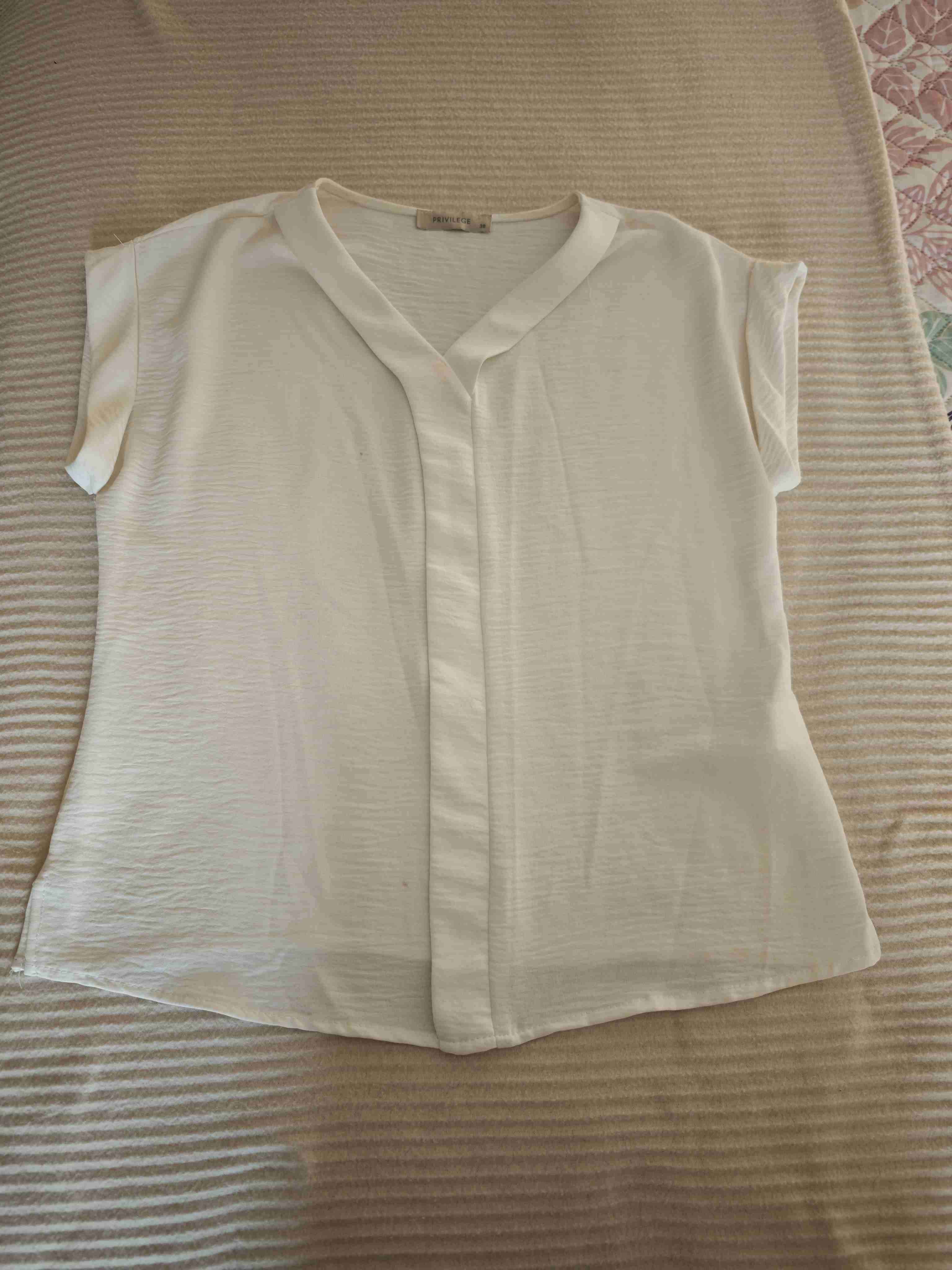 Blusa blanca elegante