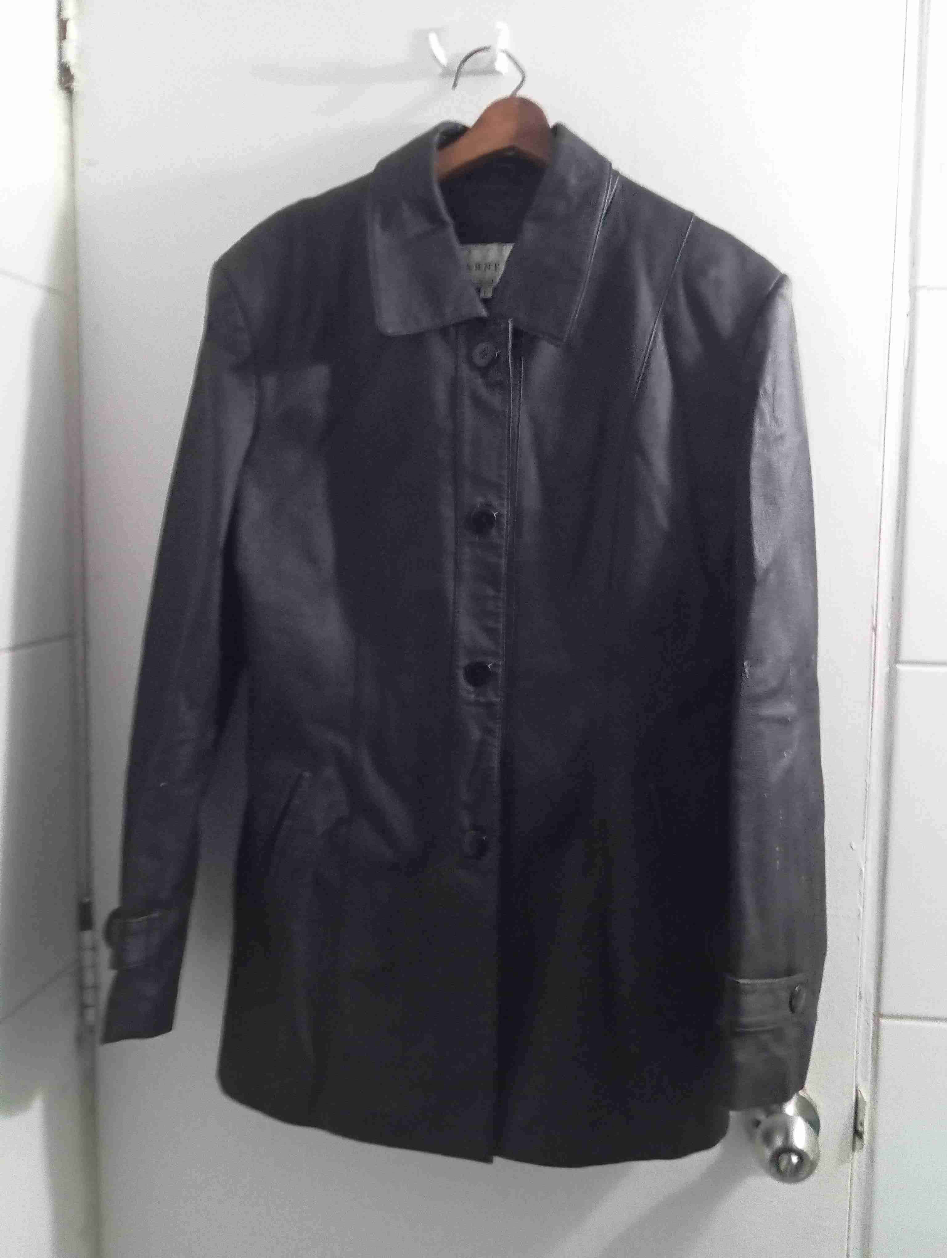 Chaqueta de cuero negra