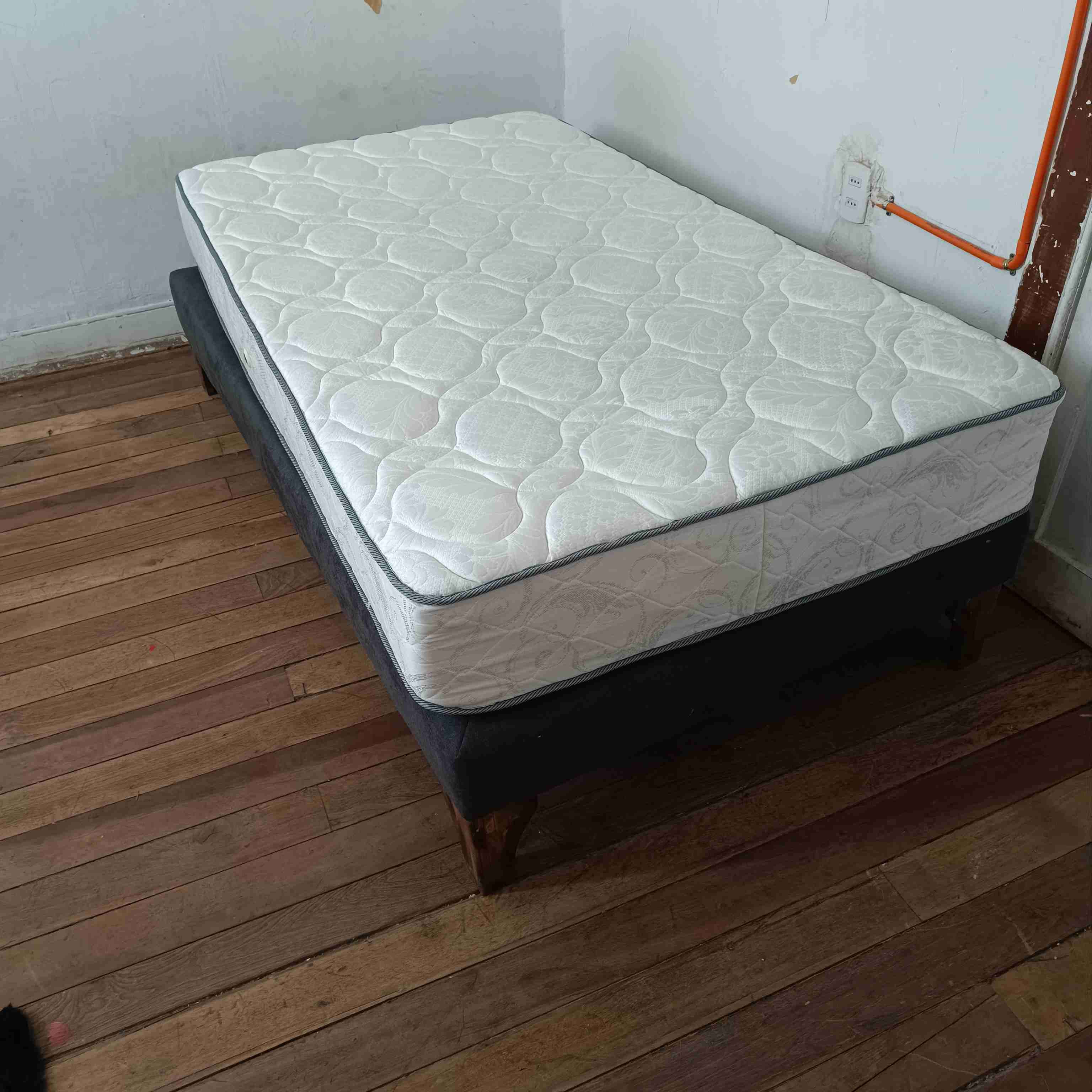 Colchón y base de 1plaza y media - miniatura 4