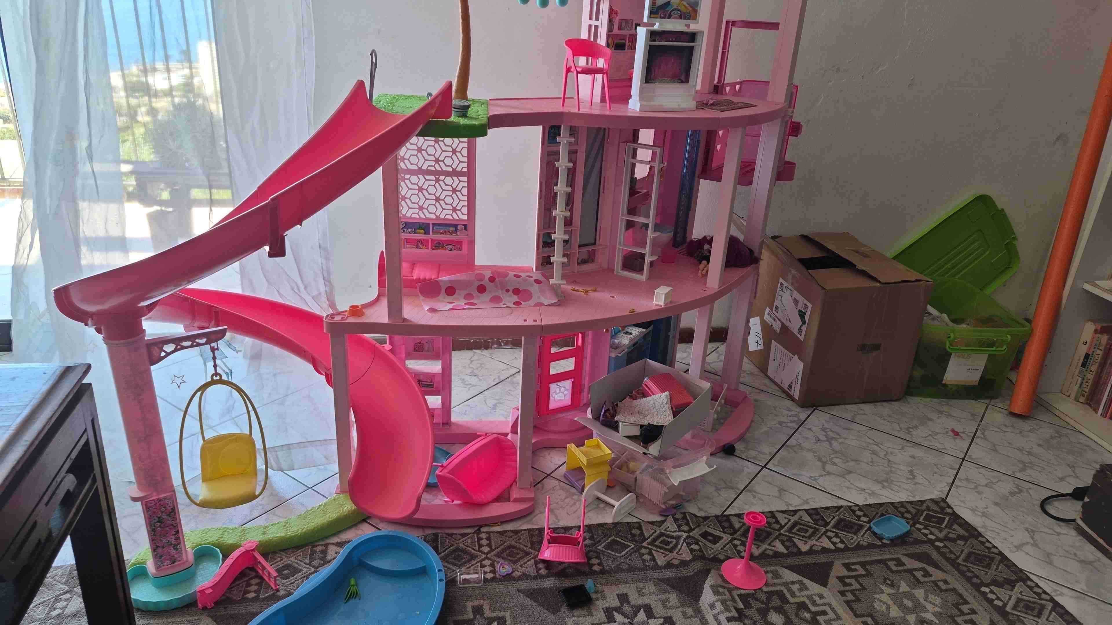 Casa de muñecas Barbie - miniatura 1