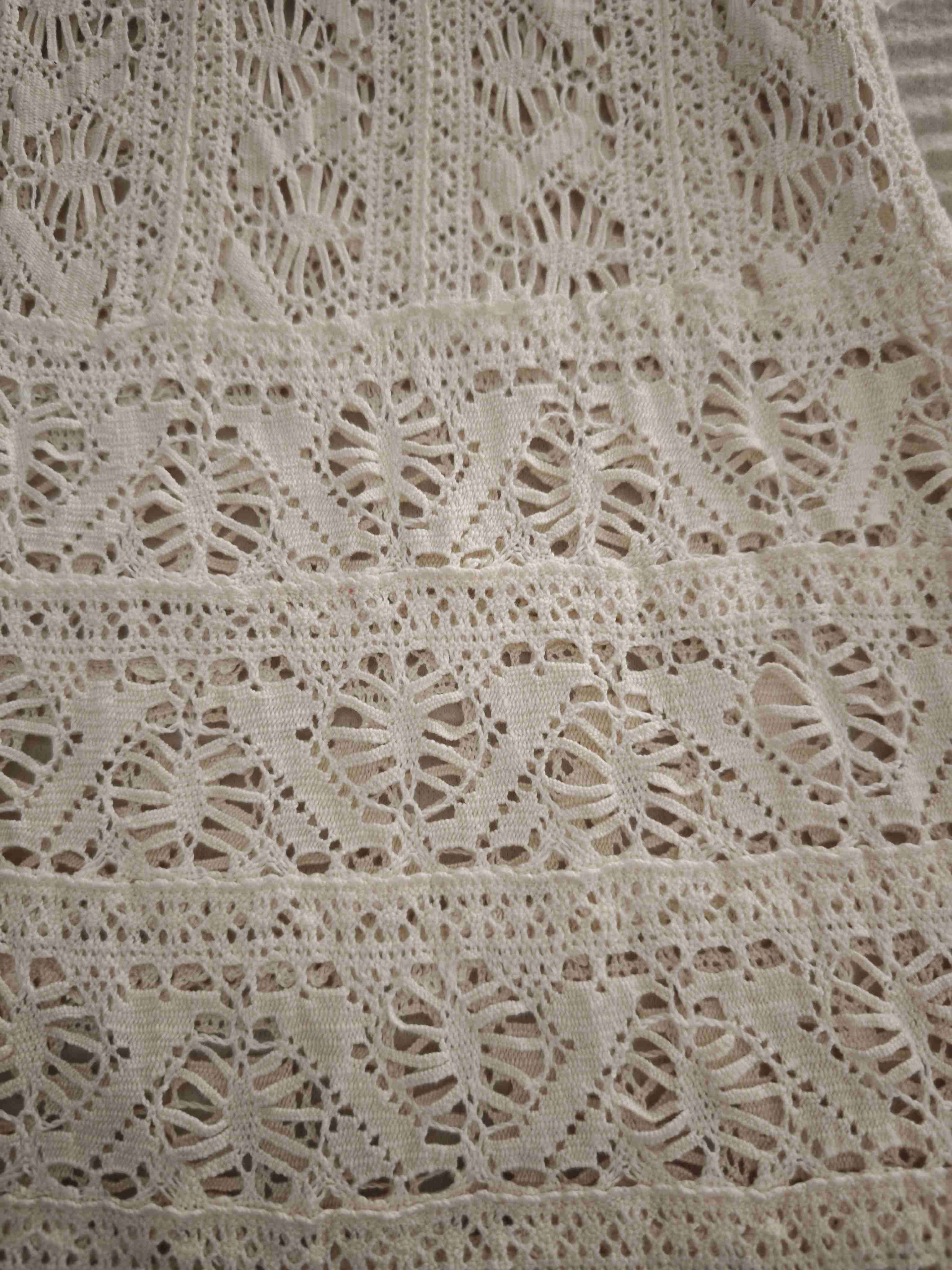 Vestido largo tipo crochet blanco - miniatura 2