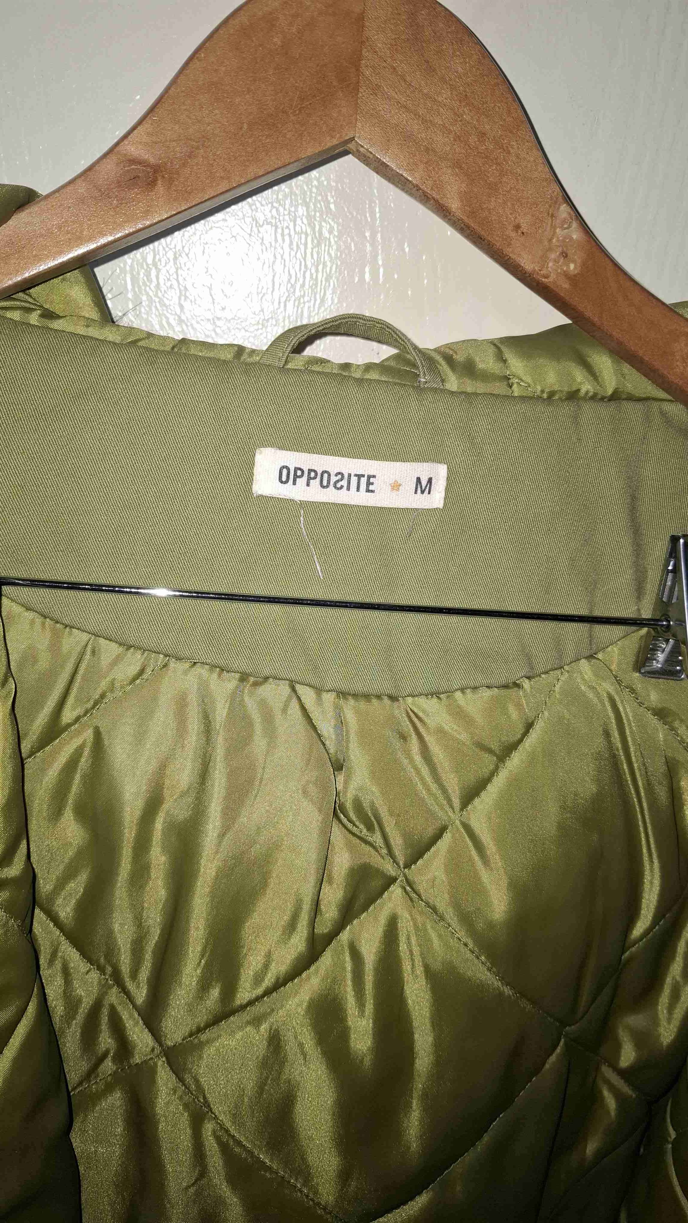 Parka verde con capucha de peluche - miniatura 3