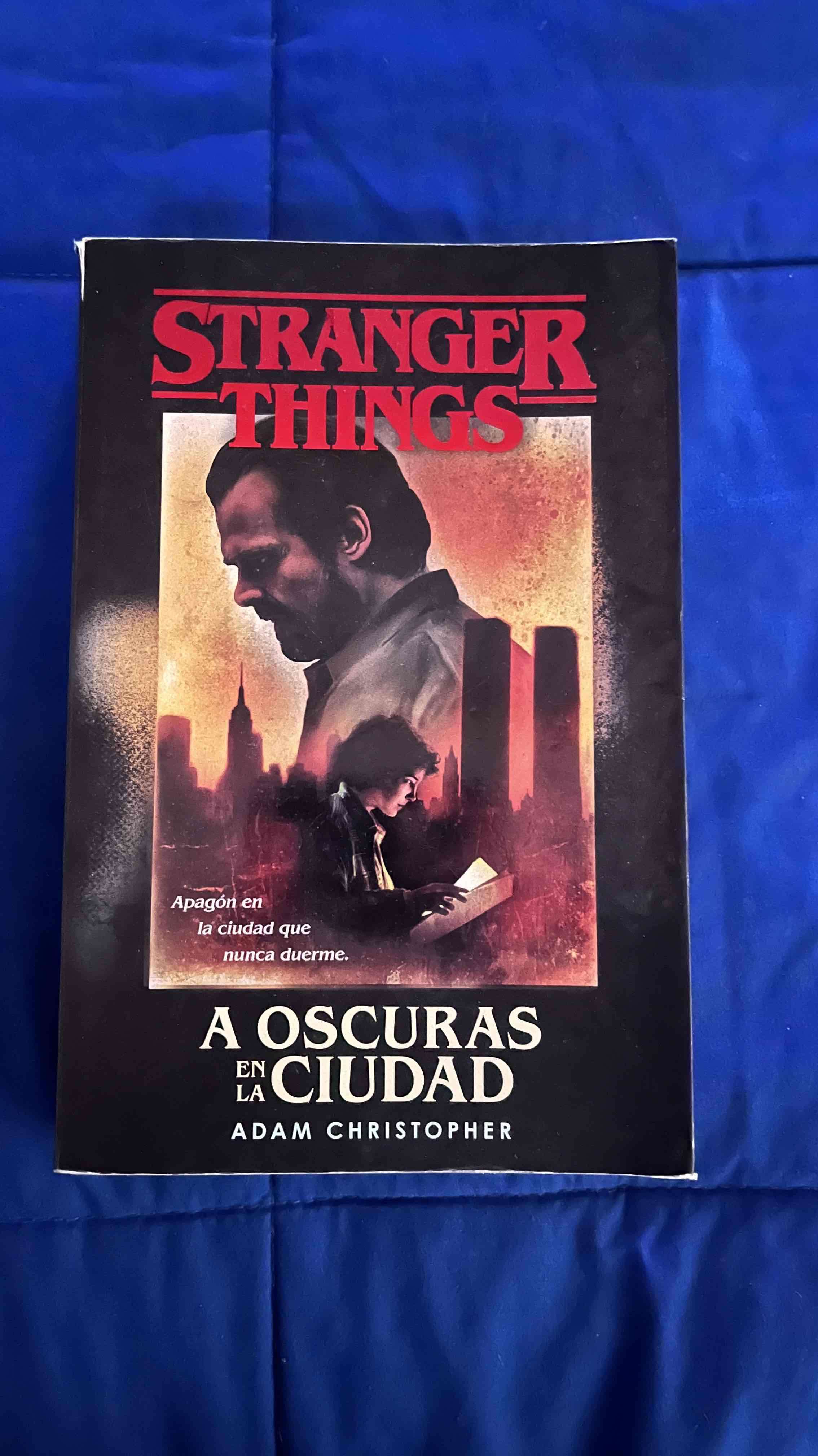 Libro Stranger Things: A Oscuras en la Ciudad - miniatura 1